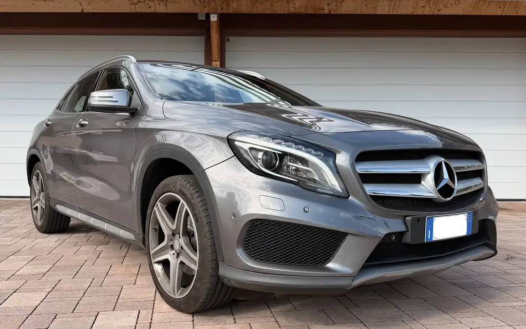 Mercedes-Benz GLA 220 2016 из Европы — купить под ключ