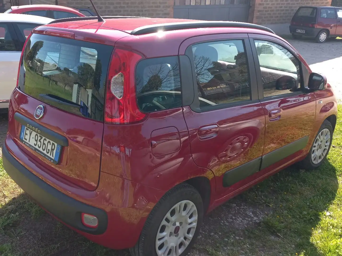 Fiat Panda Panda III 2012 1.2 Lounge 69cv E6 Rouge - 2