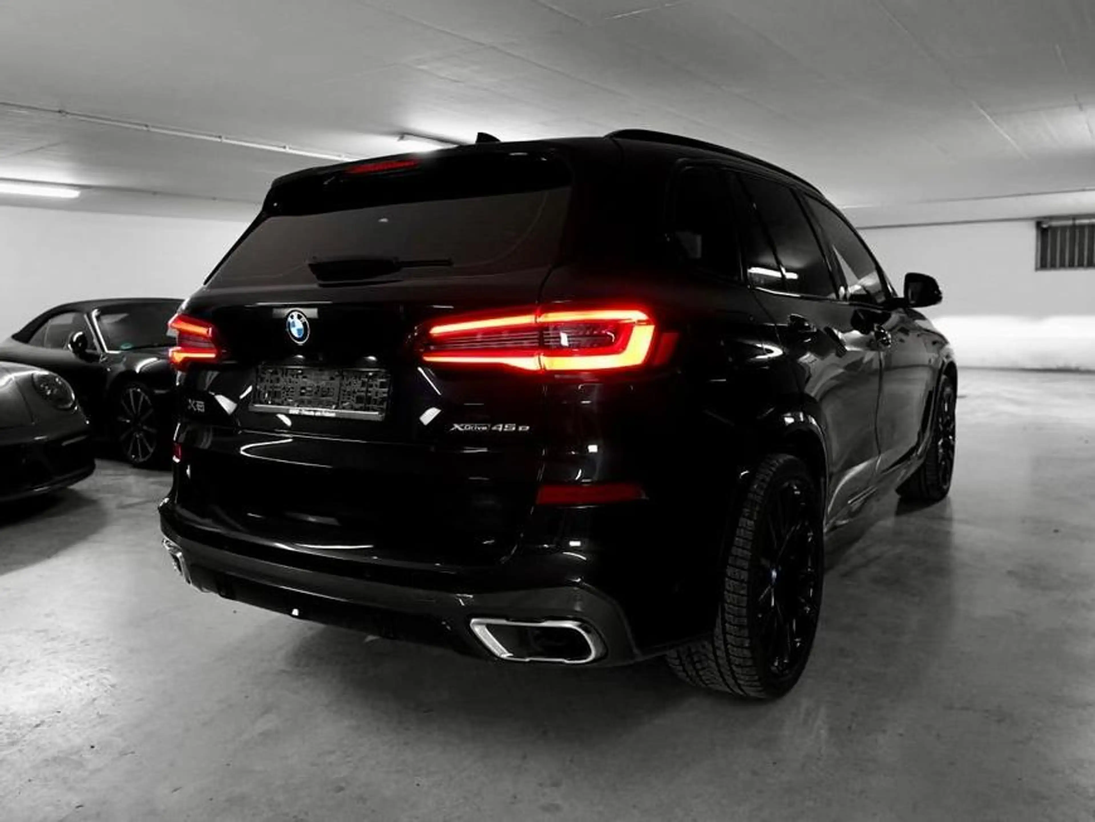 BMW X5 xDrive 45 e M Sport — photo 14