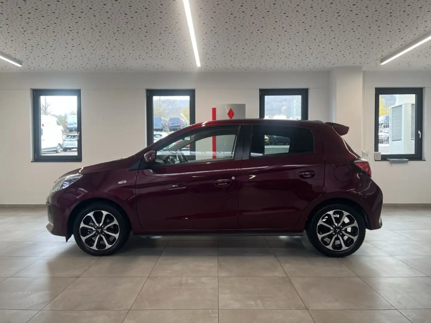 Mitsubishi Space Star 1.2 Select+  Kamera/DAB/Klima/SHZ/Tempomat Rot - 2