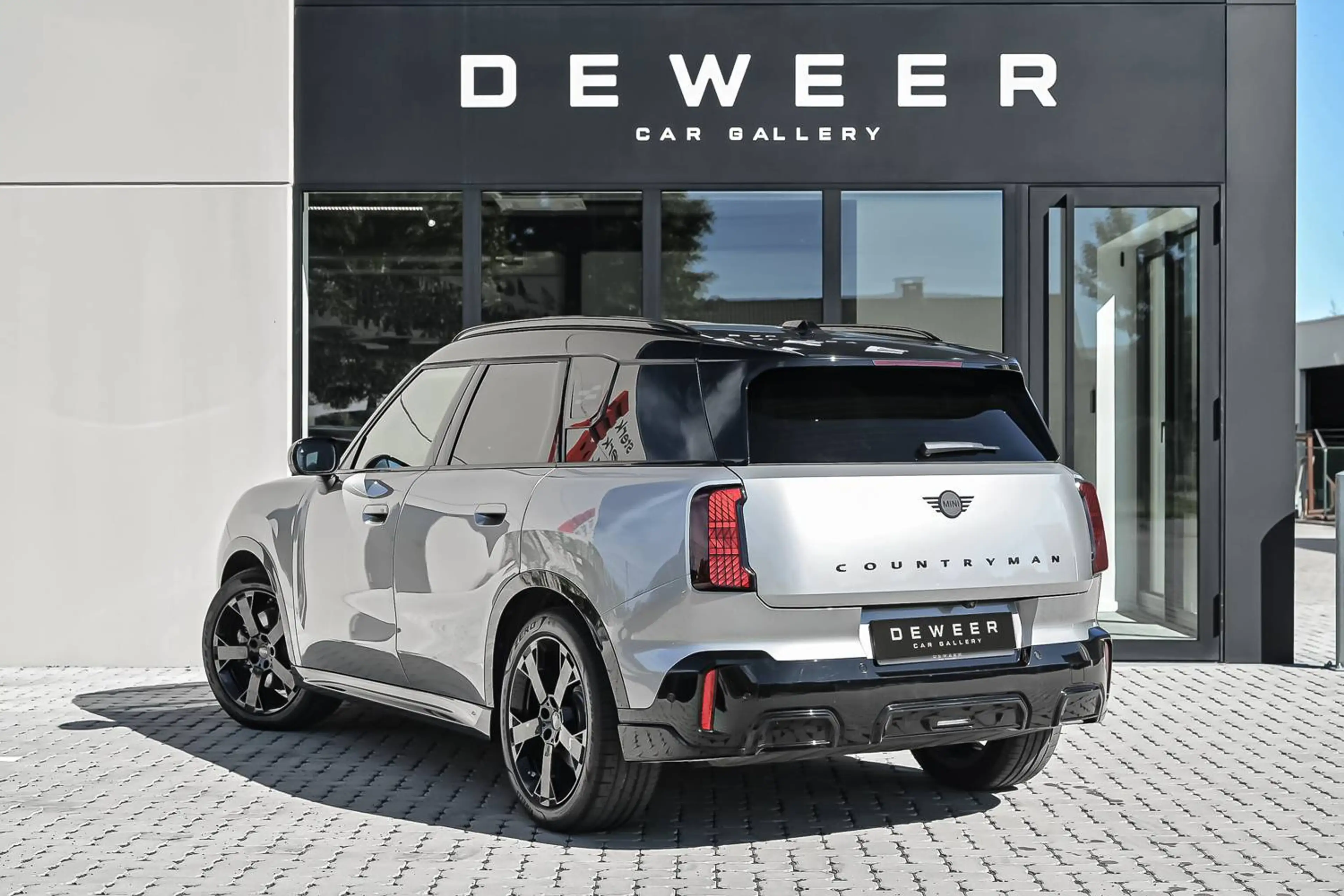 MINI Countryman E Countryman E JCW — photo 4