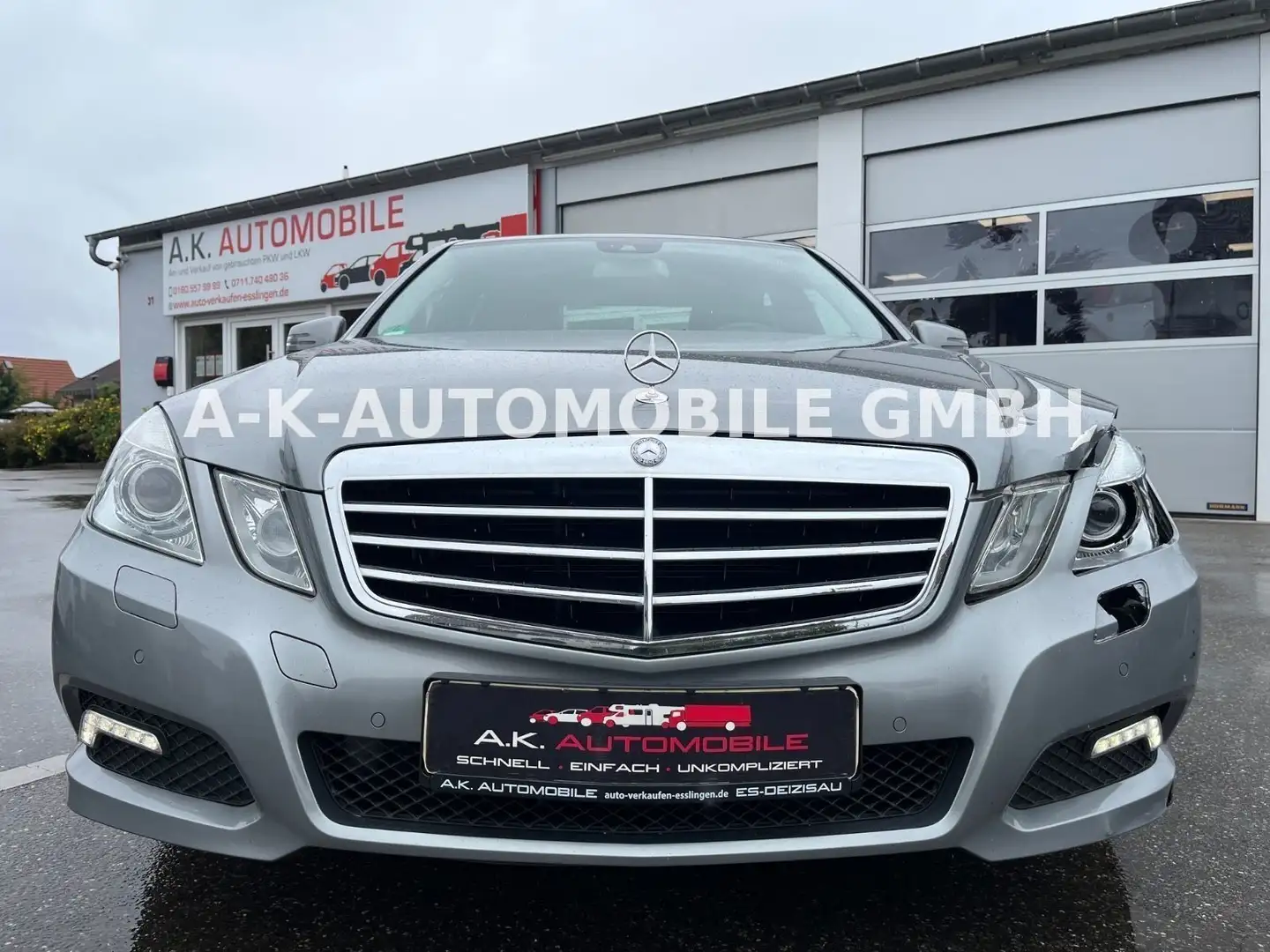 Mercedes-Benz E 220 CDI Lim. Avantgarde*TEMPO*BI-XENON*SHZ*PDC Grau - 2
