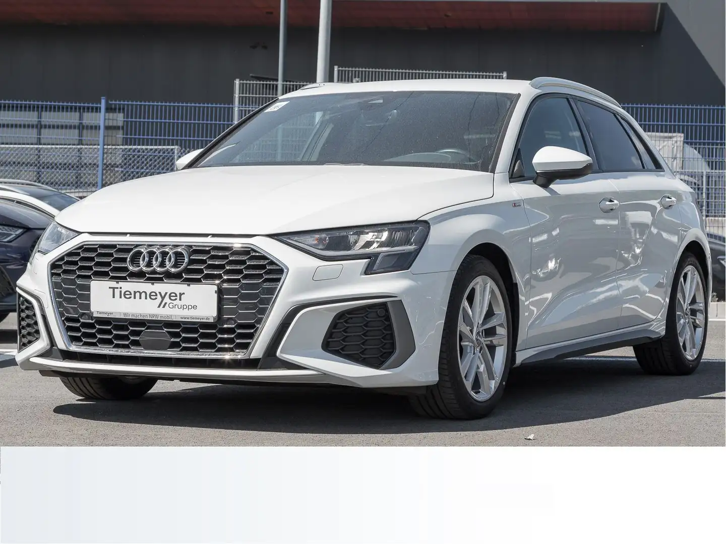Audi A3 35 TFSI S LINE AHK NAVI LED SITZHZ Weiß - 2