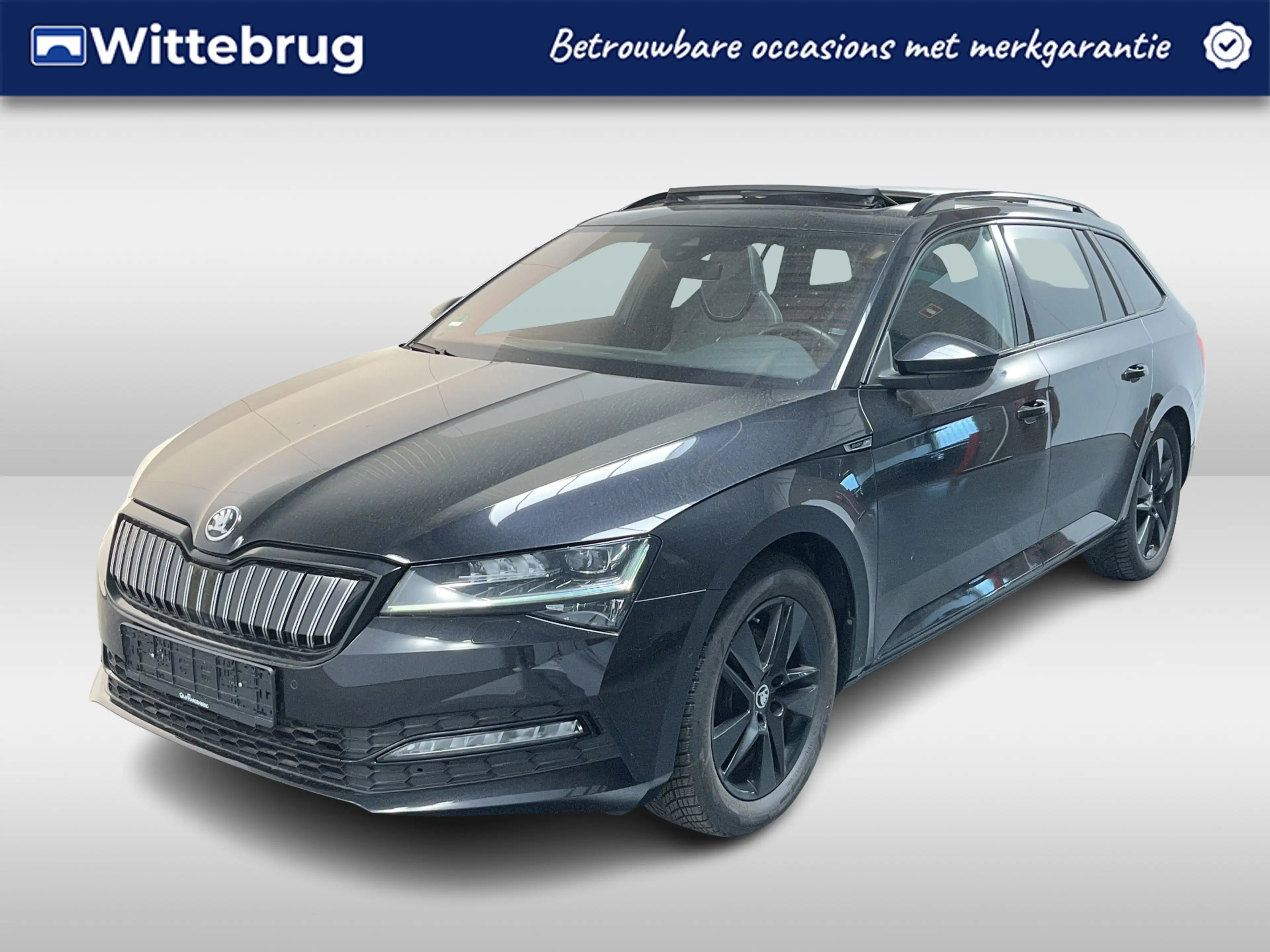 Skoda Superb Combi 1.4 TSI iV Sportline / AUTOMAAT/ TREKHAAK/ P