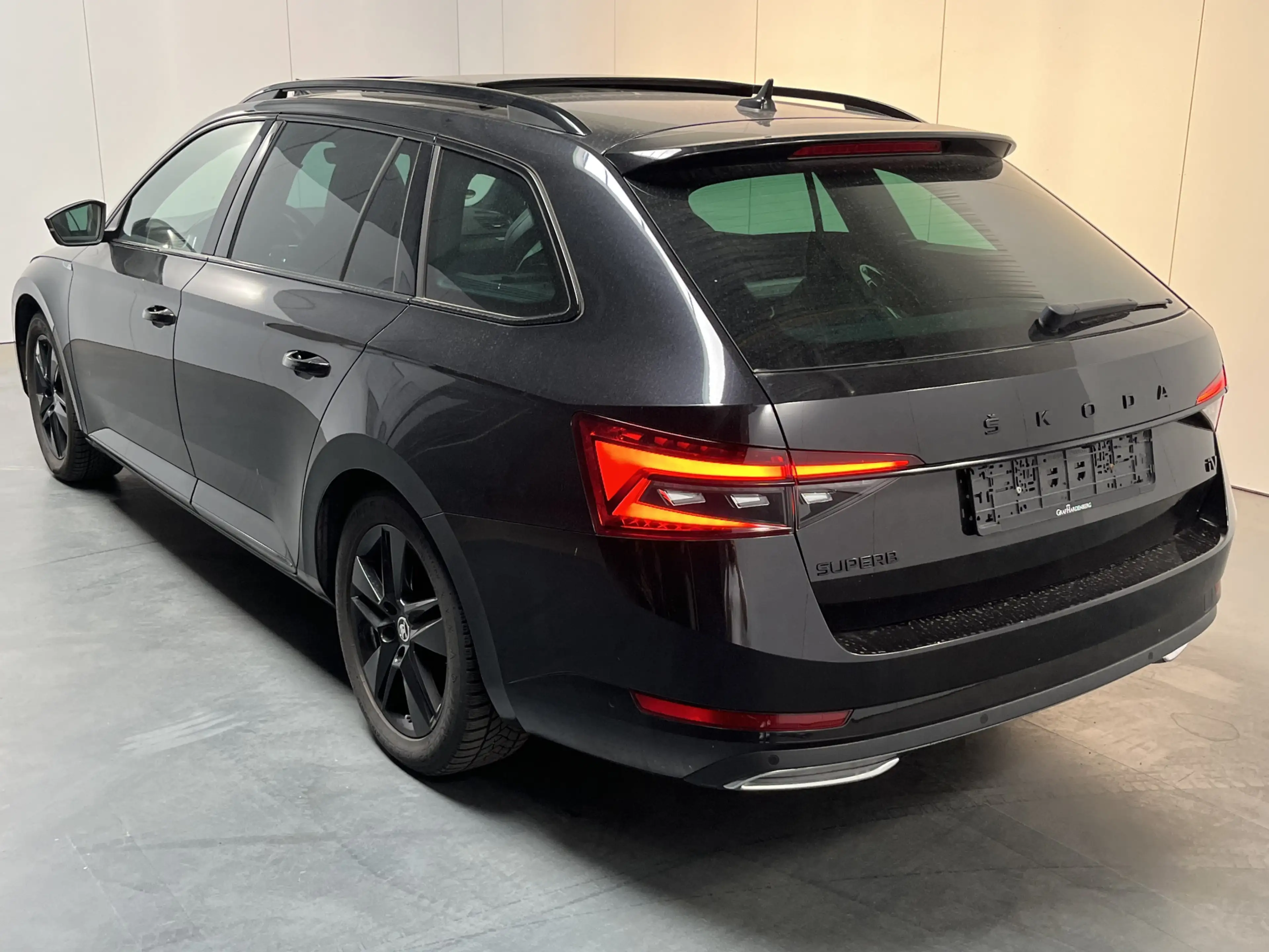 Skoda Superb Combi 1.4 TSI iV Sportline / AUTOMAAT/ TREKHAAK/ P — photo 5