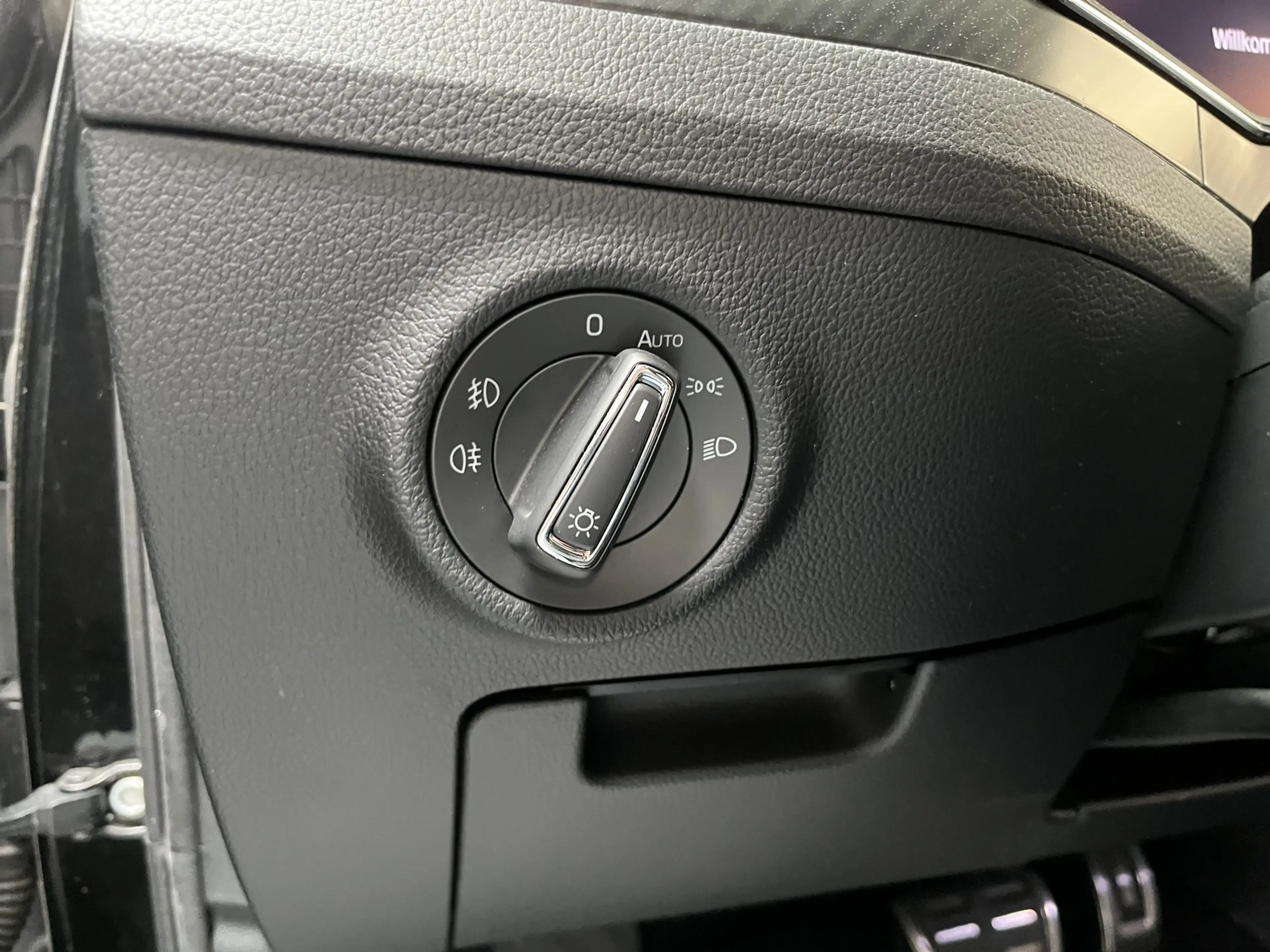 Skoda Superb Combi 1.4 TSI iV Sportline / AUTOMAAT/ TREKHAAK/ P — photo 13
