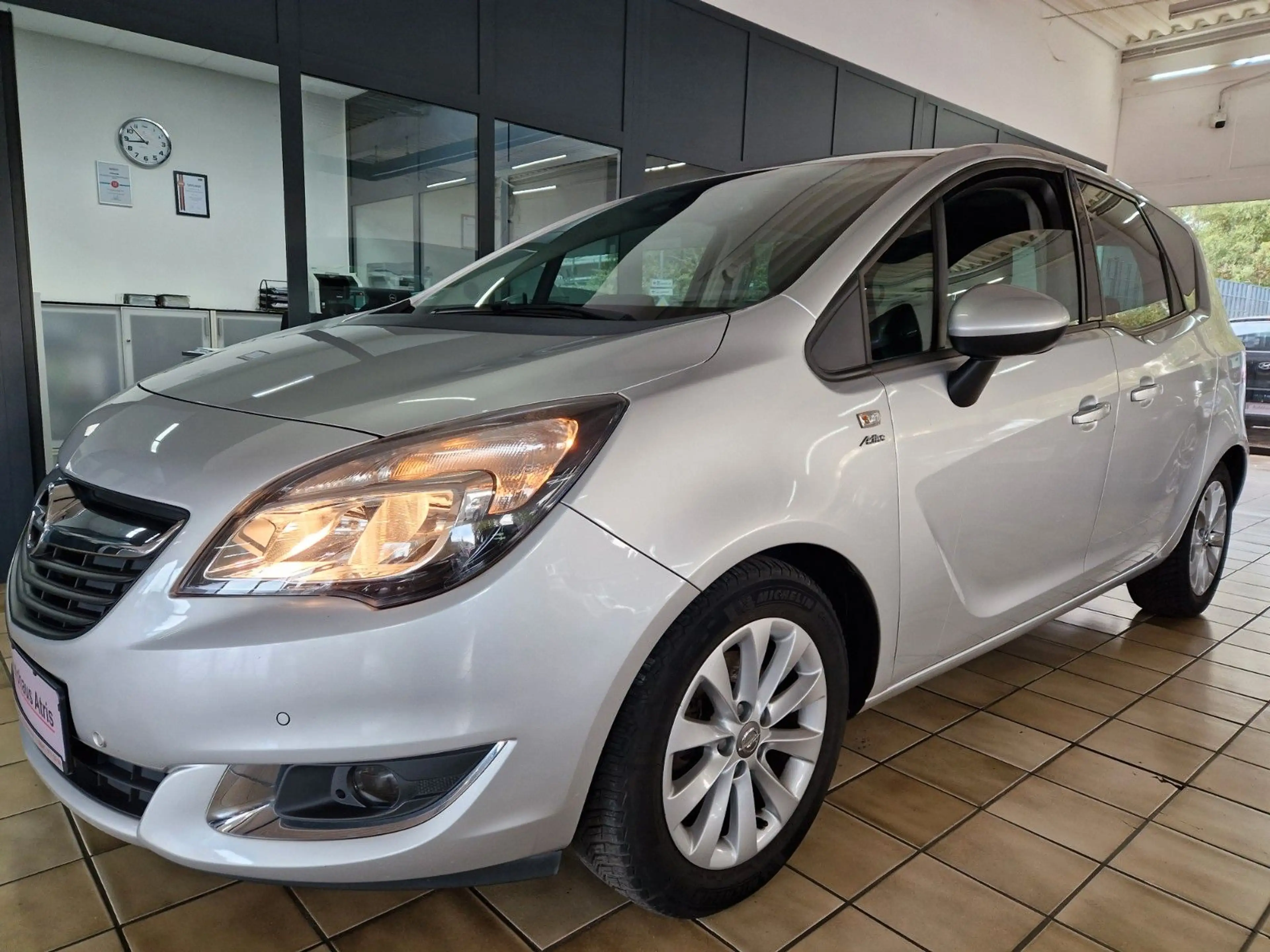 Opel Meriva B Drive Active — photo 3