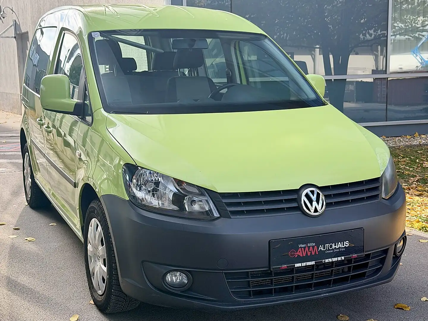 Volkswagen Caddy Kombi Trendline 2,0 EcoFuel | CNG | Klima | AHK Grün - 2