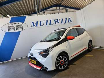 1.0 VVT-i x-cite / Cabriolet / CarPlay / NL Auto