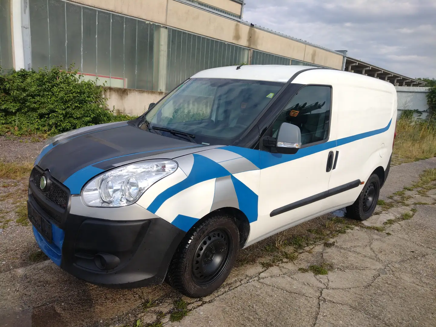 Fiat Doblo Cargo Weiß - 2