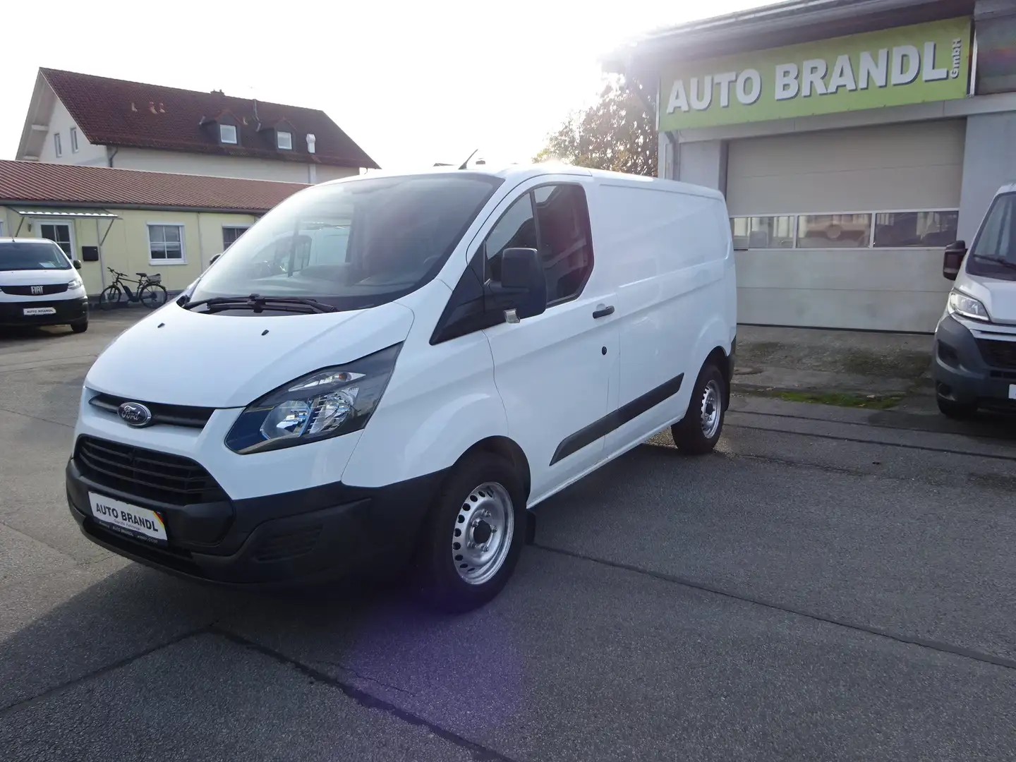 Ford Transit Custom 270 L1 City Light Kasten Nur 89250km TÜV+KD NEU Weiß - 1