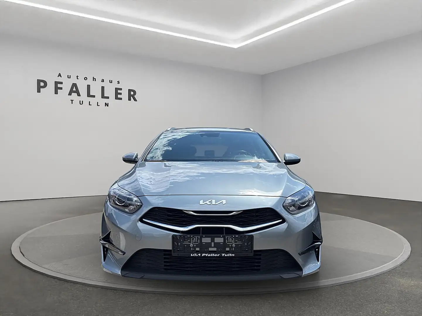 Kia Ceed SW / cee'd SW ceed SW 1,5 TGDI Silber 48V DCT Silber - 2
