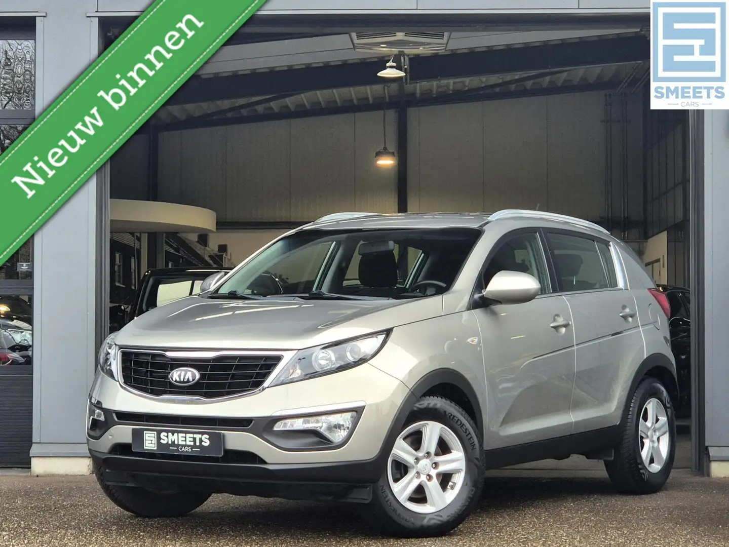 Kia Sportage 1.6 ComfortLine |Airco|Navi|Cam|Trekhaak|Cruise Grau - 1