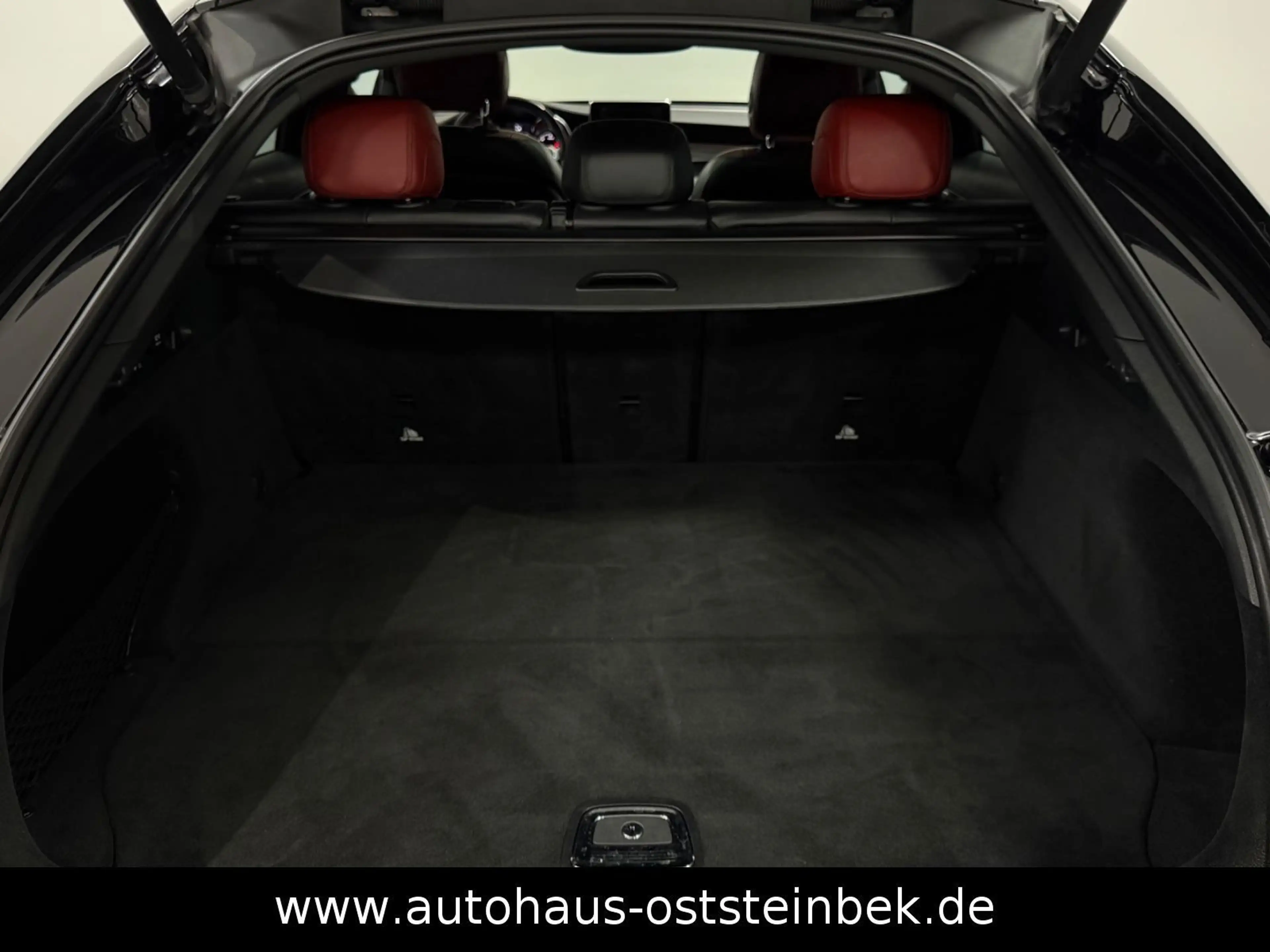 Mercedes-Benz GLC 250 d 4MATIC COUPE/AMG/EDITION 1/LED/SHD/AHK — photo 15