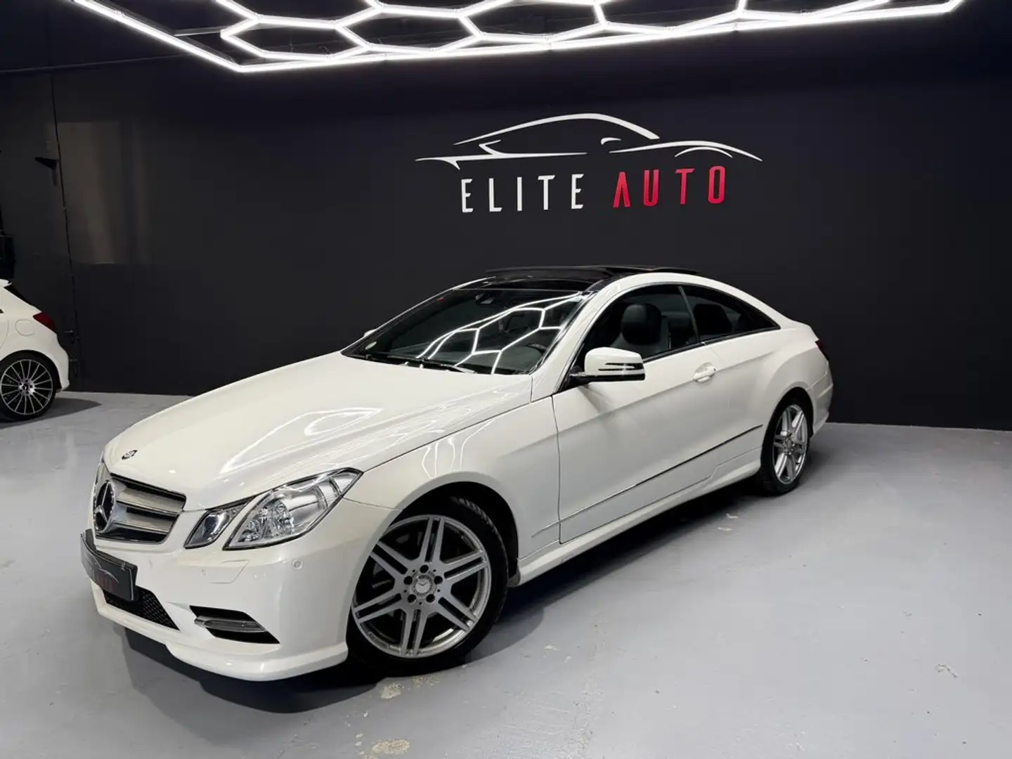 Mercedes-Benz E 350 Coupé CDI Blue Efficiency Avantg. Blanco - 2
