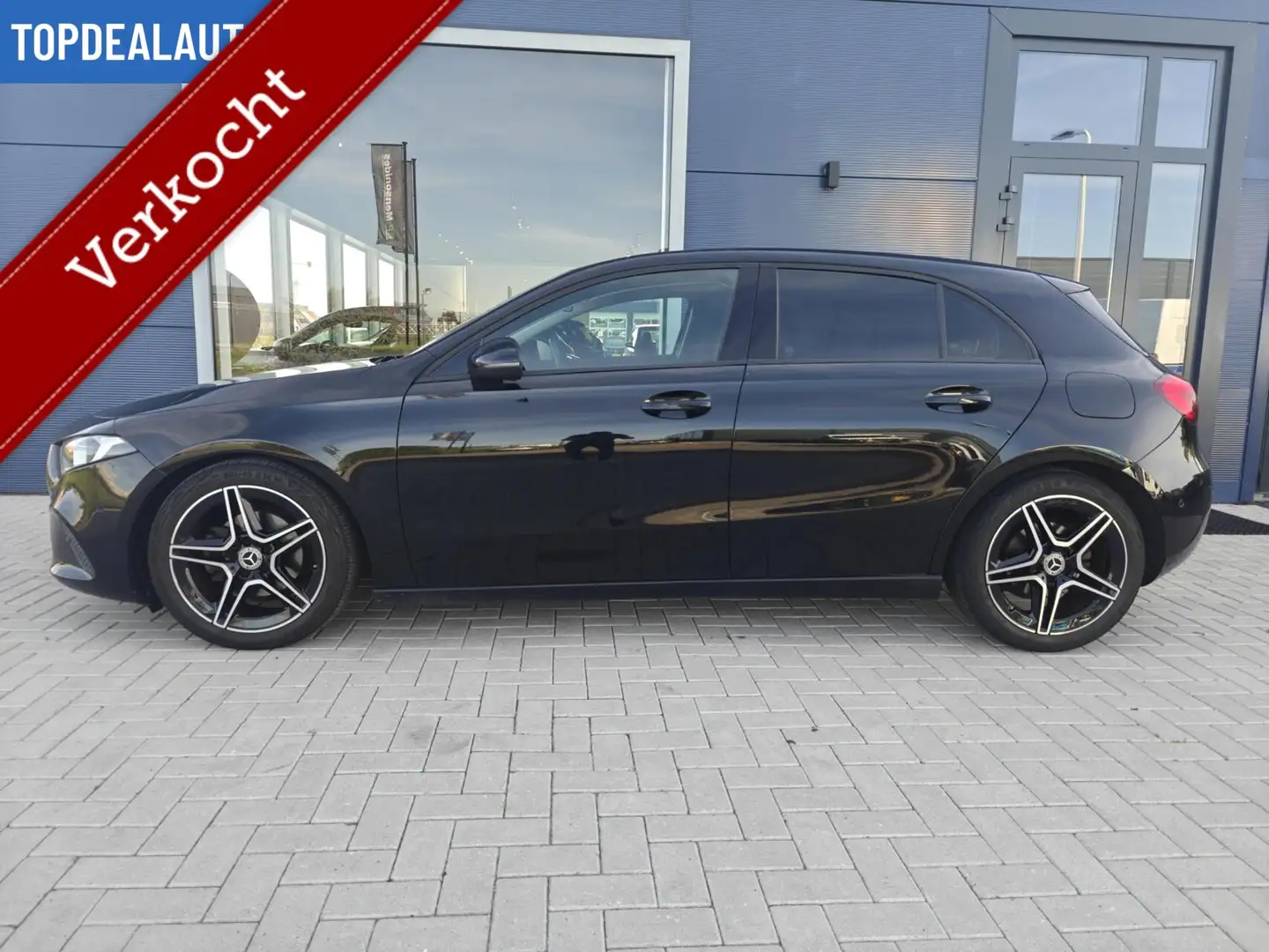 Mercedes-Benz A 160 Navi/Carplay/Amg velgen/Cruise/Pdc/ Noir - 1