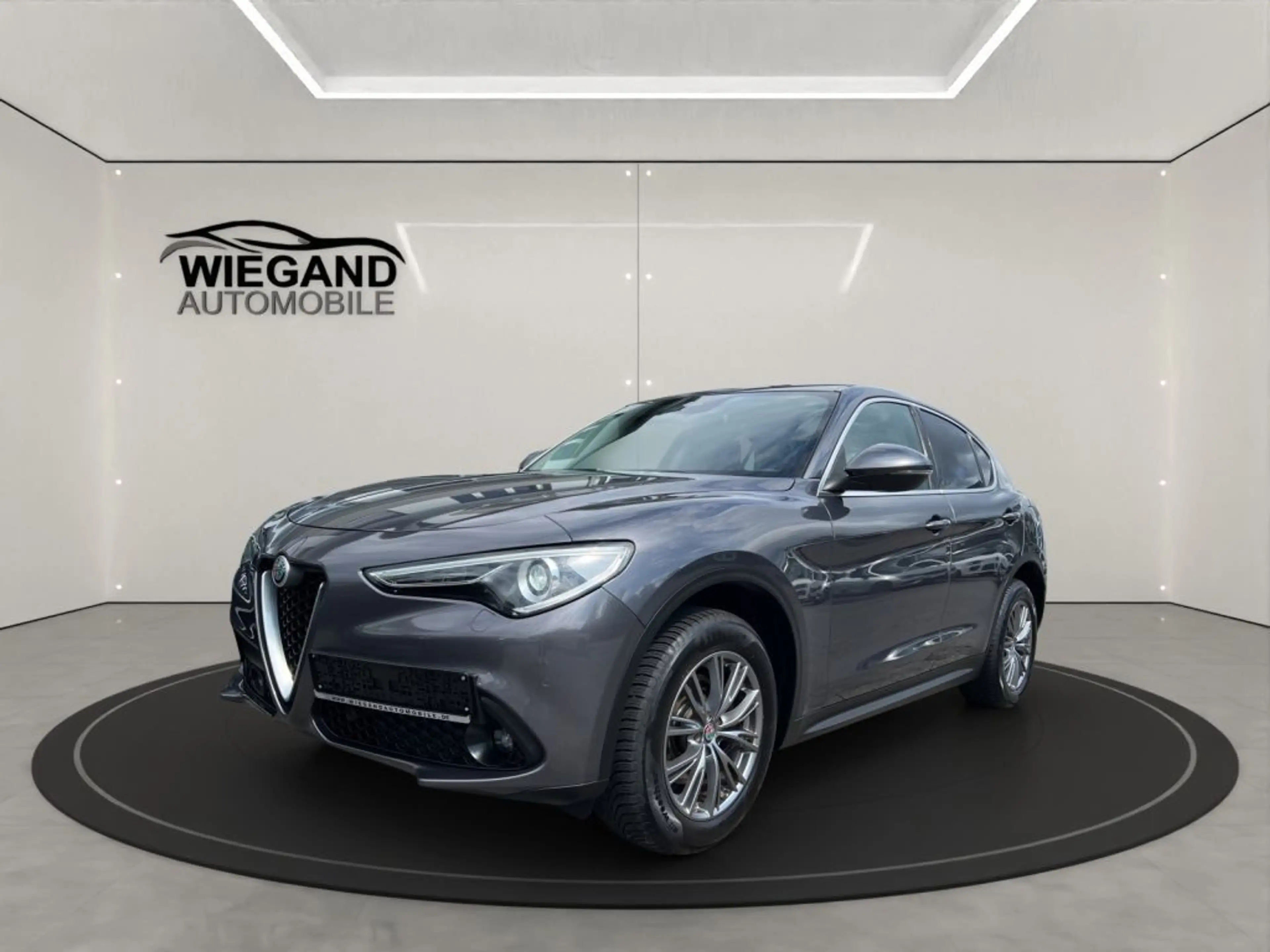 Alfa Romeo Stelvio 2.2 Diesel 16V AT8-Q4 Super+RFK+PDC+
