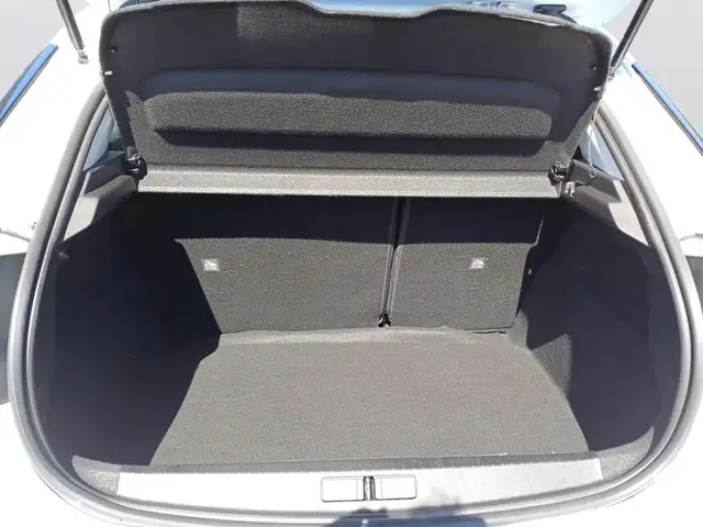 Opel Corsa view 7