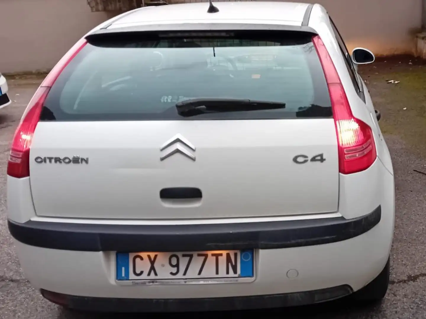 Citroen C4 C4+1.6+hdi+16v+Elegance+90cv Bianco - 2