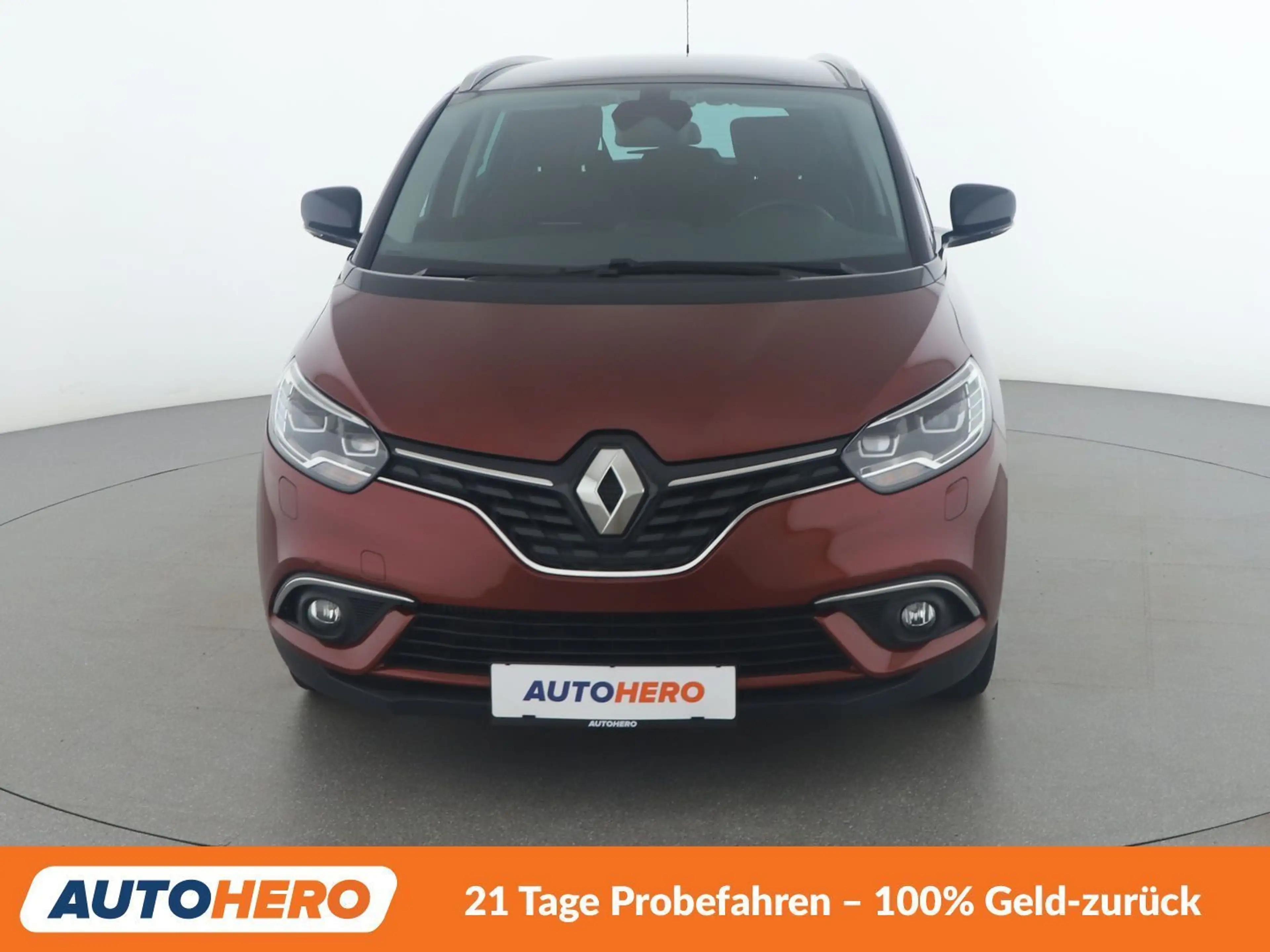 Renault Grand Scenic 1.6 dCi Energy BOSE-Edition — photo 9