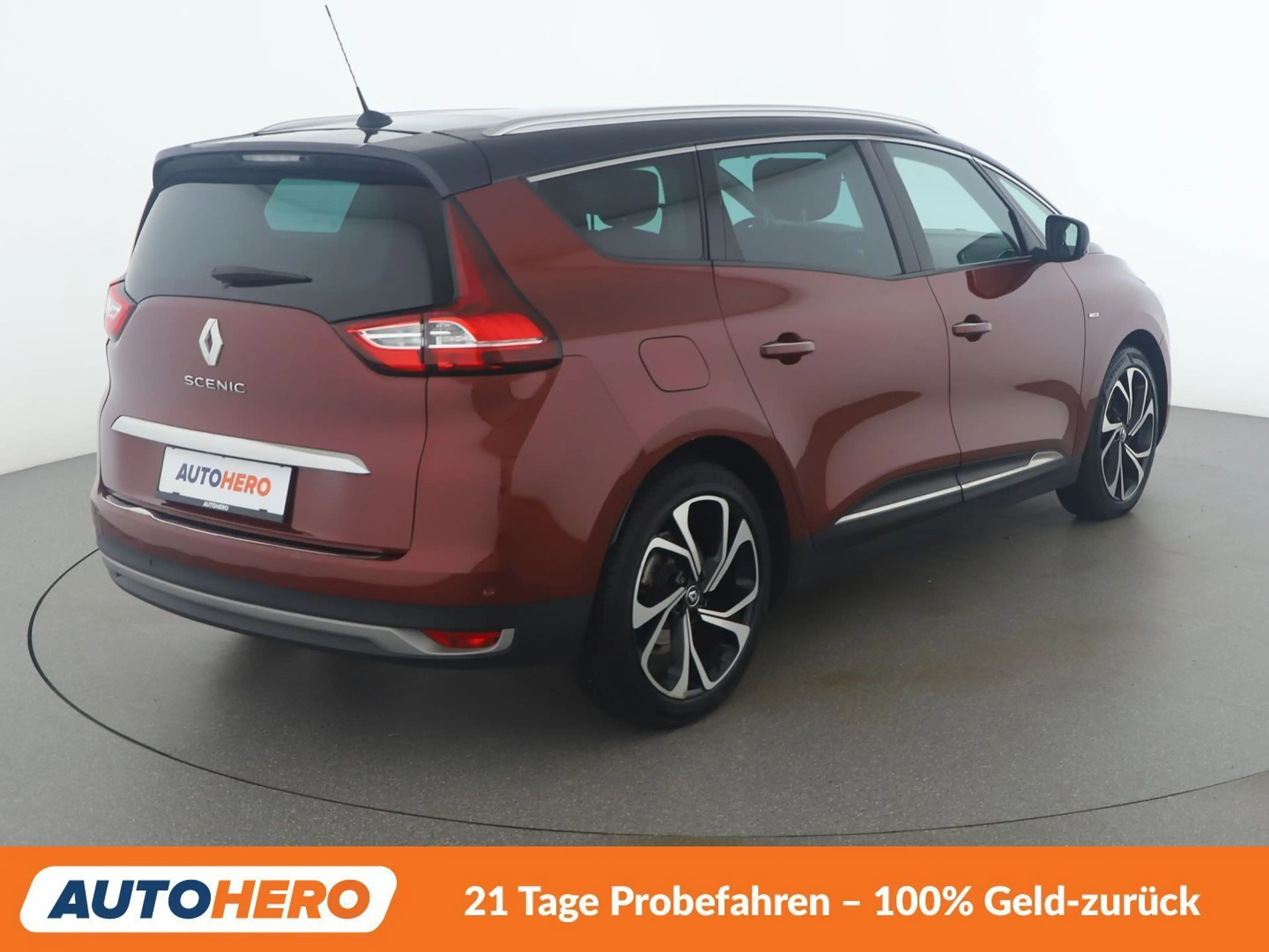 Renault Grand Scenic 1.6 dCi Energy BOSE-Edition — photo 6