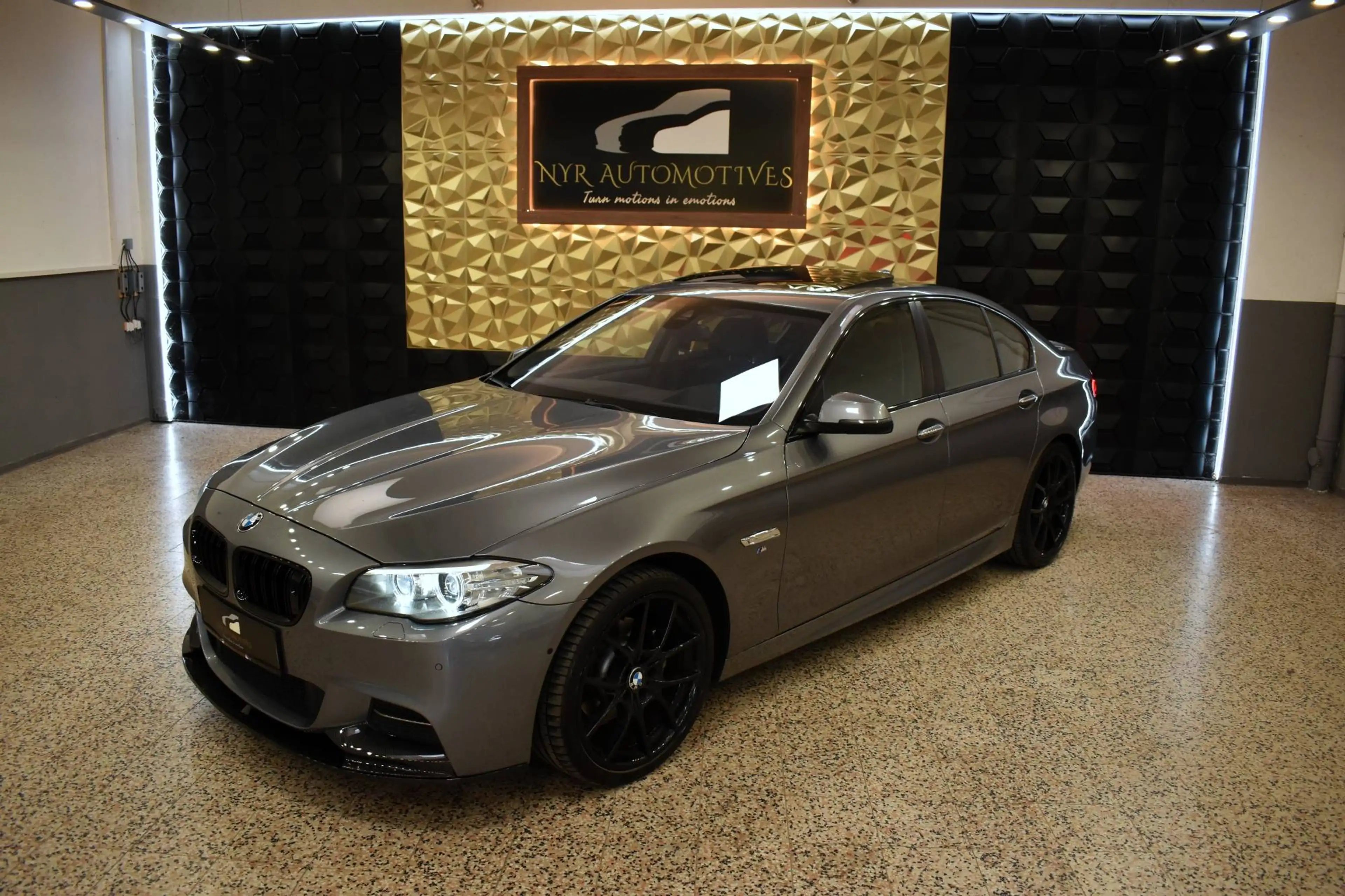 BMW 520 d Aut. LCI, M-PERFORMANCE, SHD, HUD, 5x KAMERA, SOFT CLOSE, SITZKÜHLUNG, NIGHT VISION — photo 5
