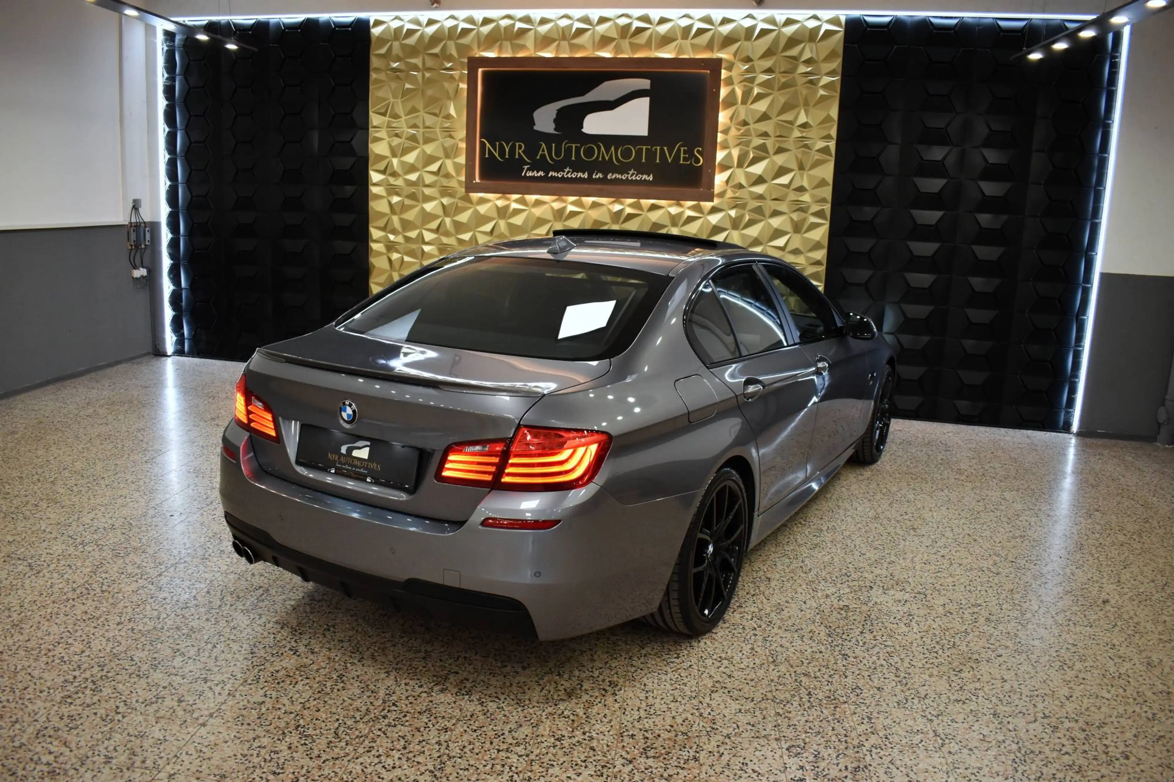 BMW 520 d Aut. LCI, M-PERFORMANCE, SHD, HUD, 5x KAMERA, SOFT CLOSE, SITZKÜHLUNG, NIGHT VISION — photo 6