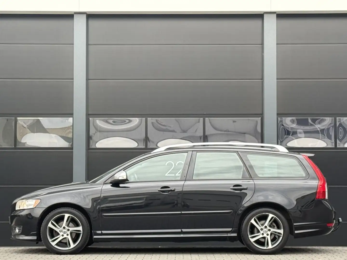 Volvo V50 V-50 1.6 D2 S/S Limited Edition Zwart - 2
