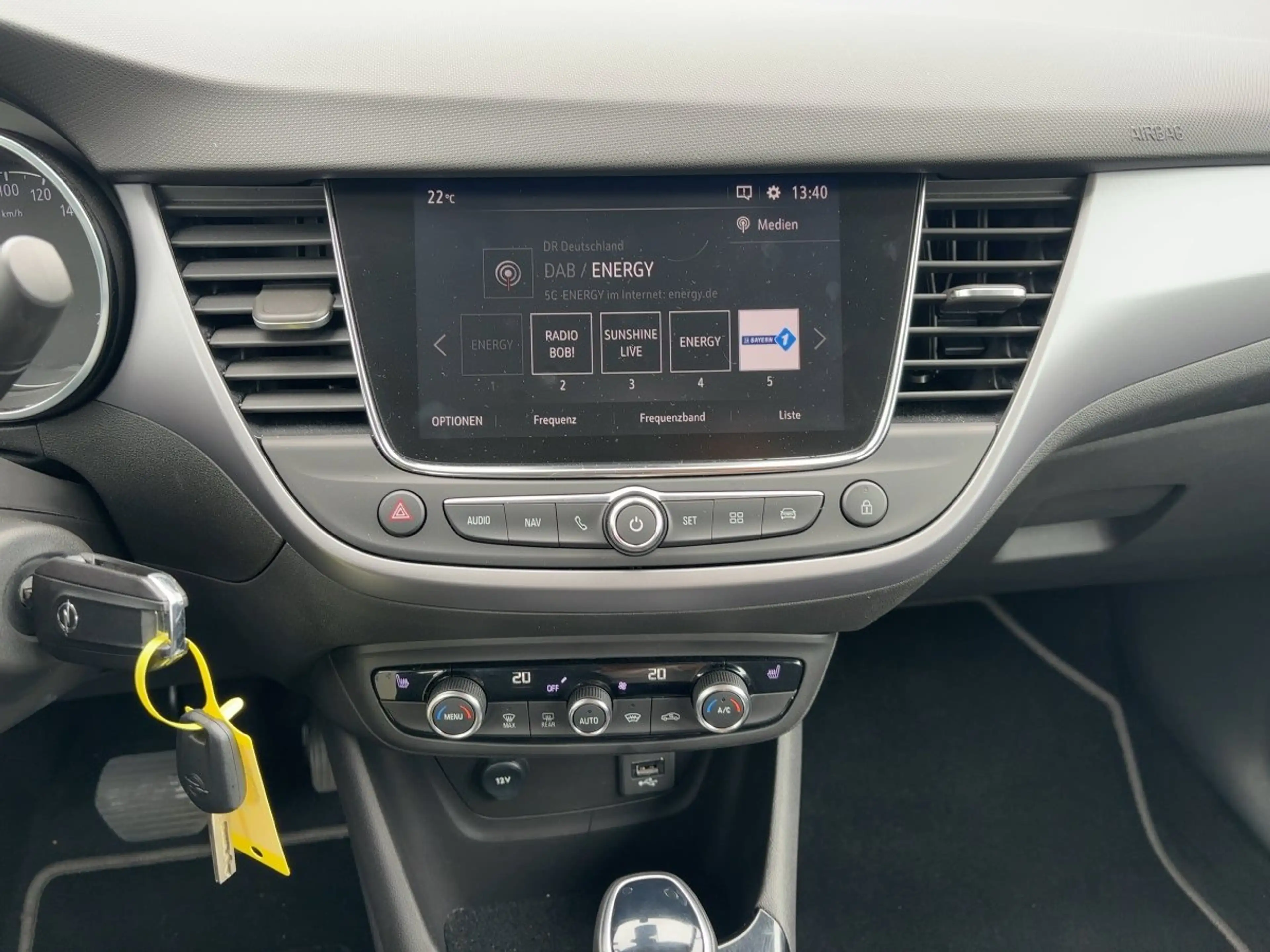 Opel Crossland *Allwetter+PDC+SHZ+LHZ* — photo 13
