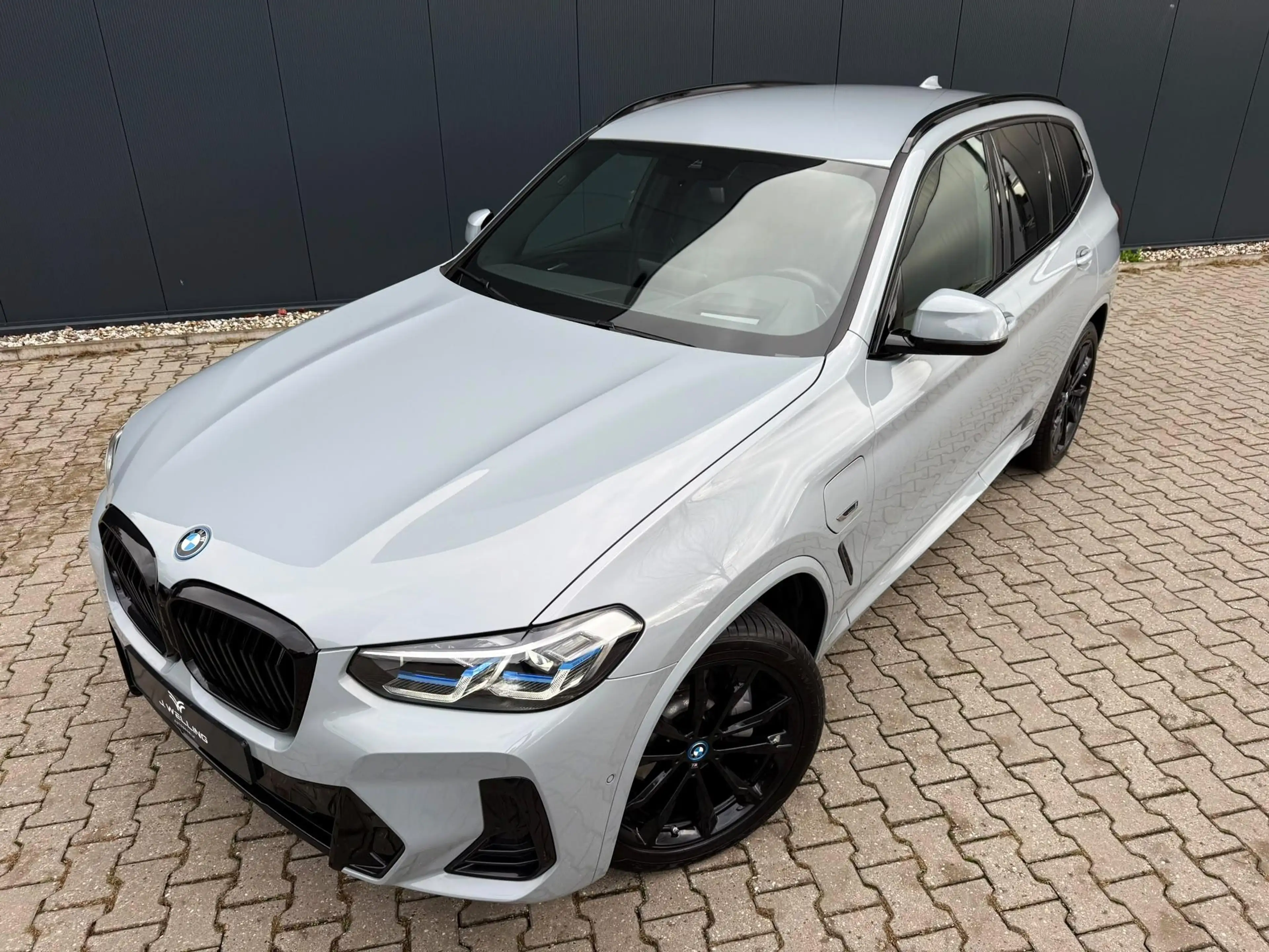 BMW X3 xDrive30e M-sport Memory tr.hk camera Laser HUD — photo 3