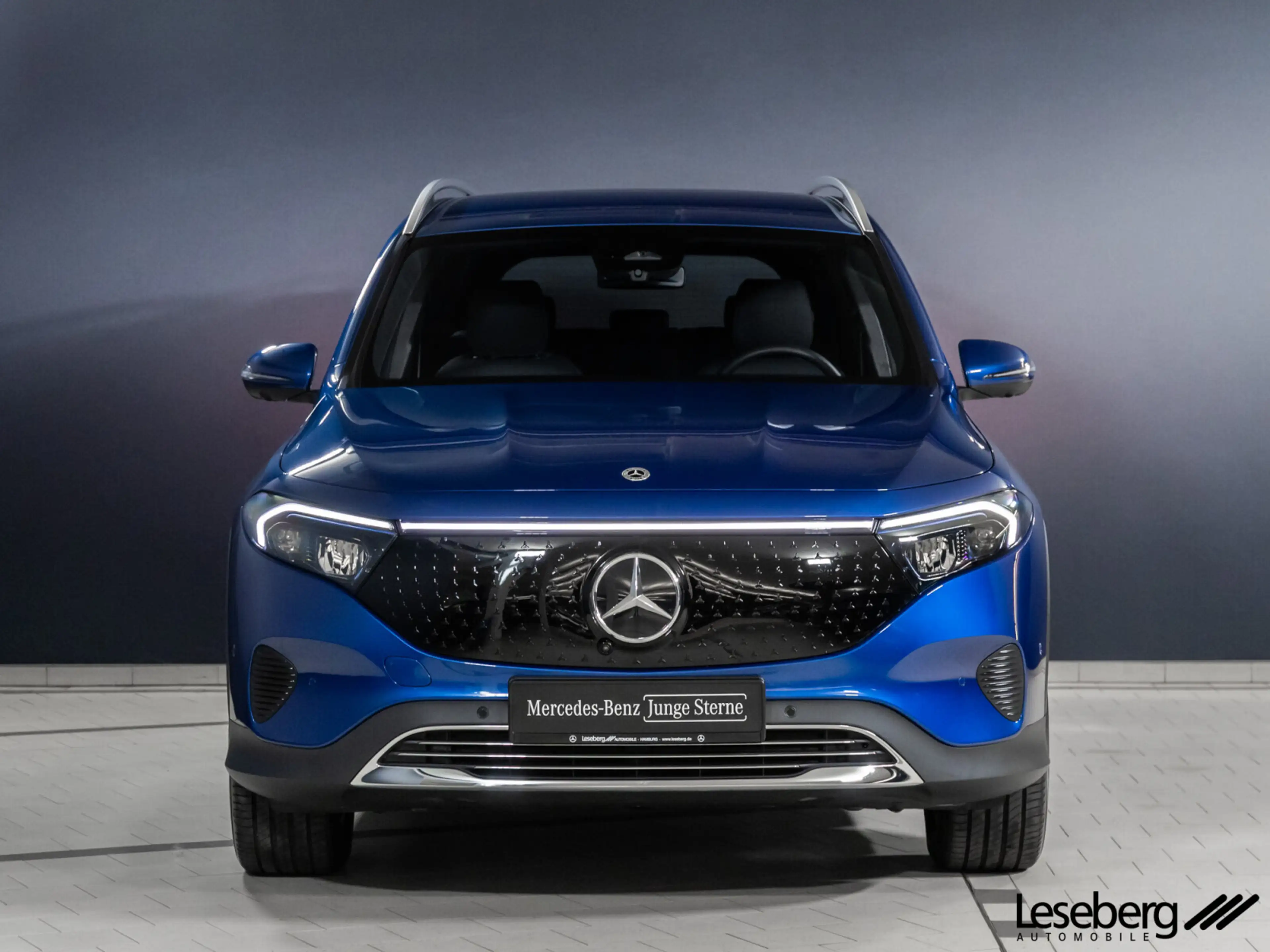 Mercedes-Benz EQB 300 EQB 300 4M Progressive LED/Distro/Burmester/360° — photo 5
