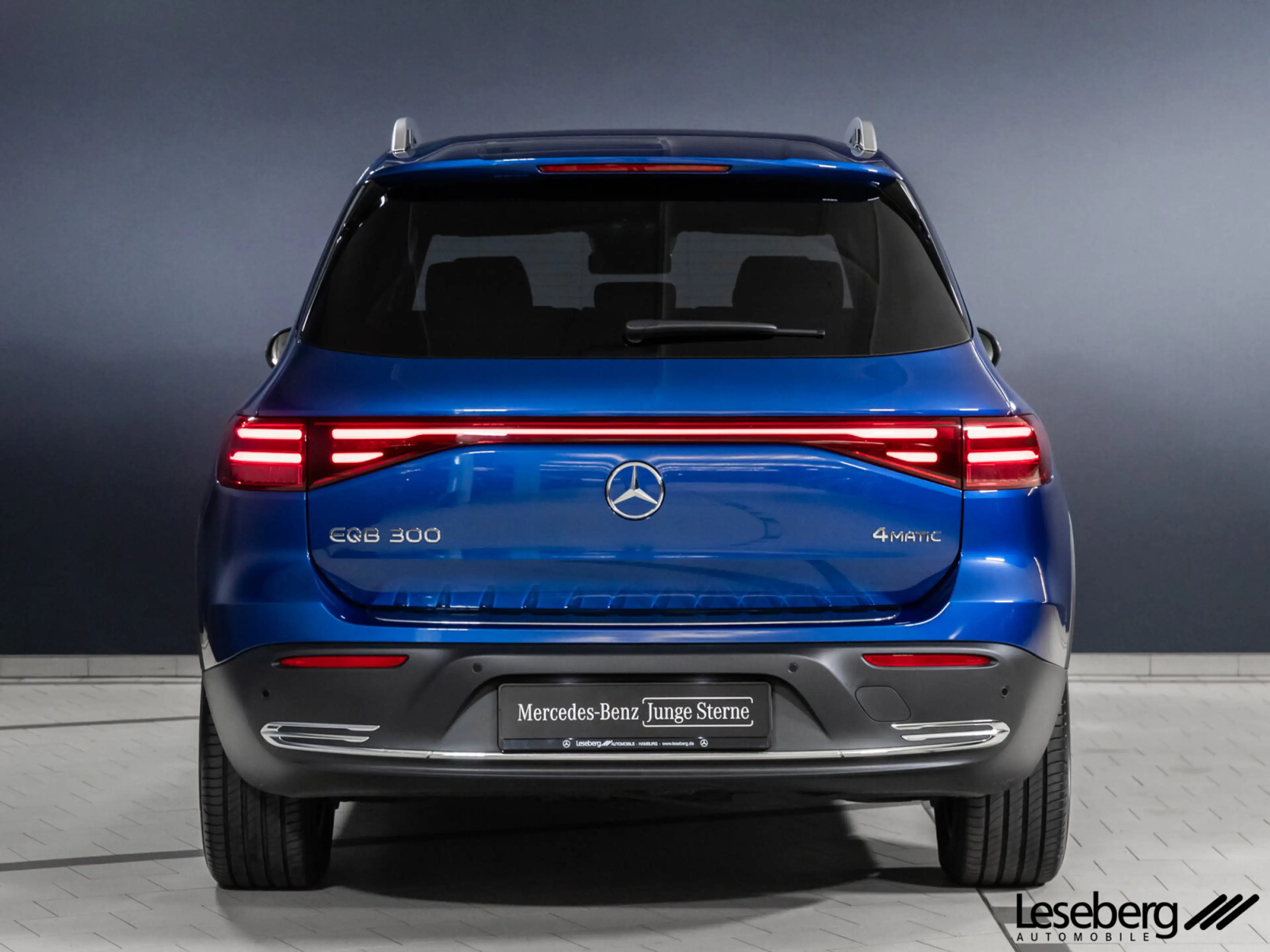Mercedes-Benz EQB 300 EQB 300 4M Progressive LED/Distro/Burmester/360° — photo 6