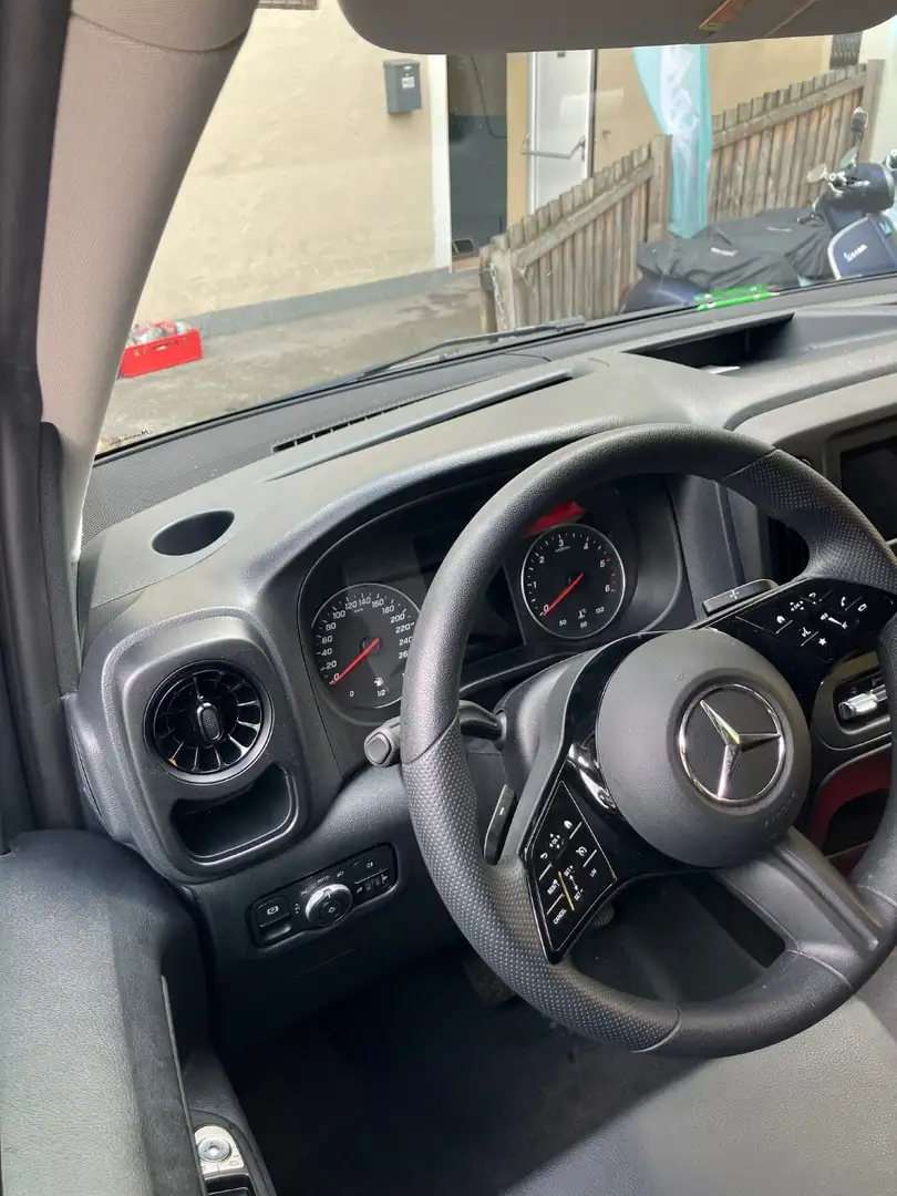 Mercedes-Benz Vito Mercedes-Benz Vito Tourer 114 CDI 4matic kompakt PRO Aut. Kleinbus Schwarz - 1