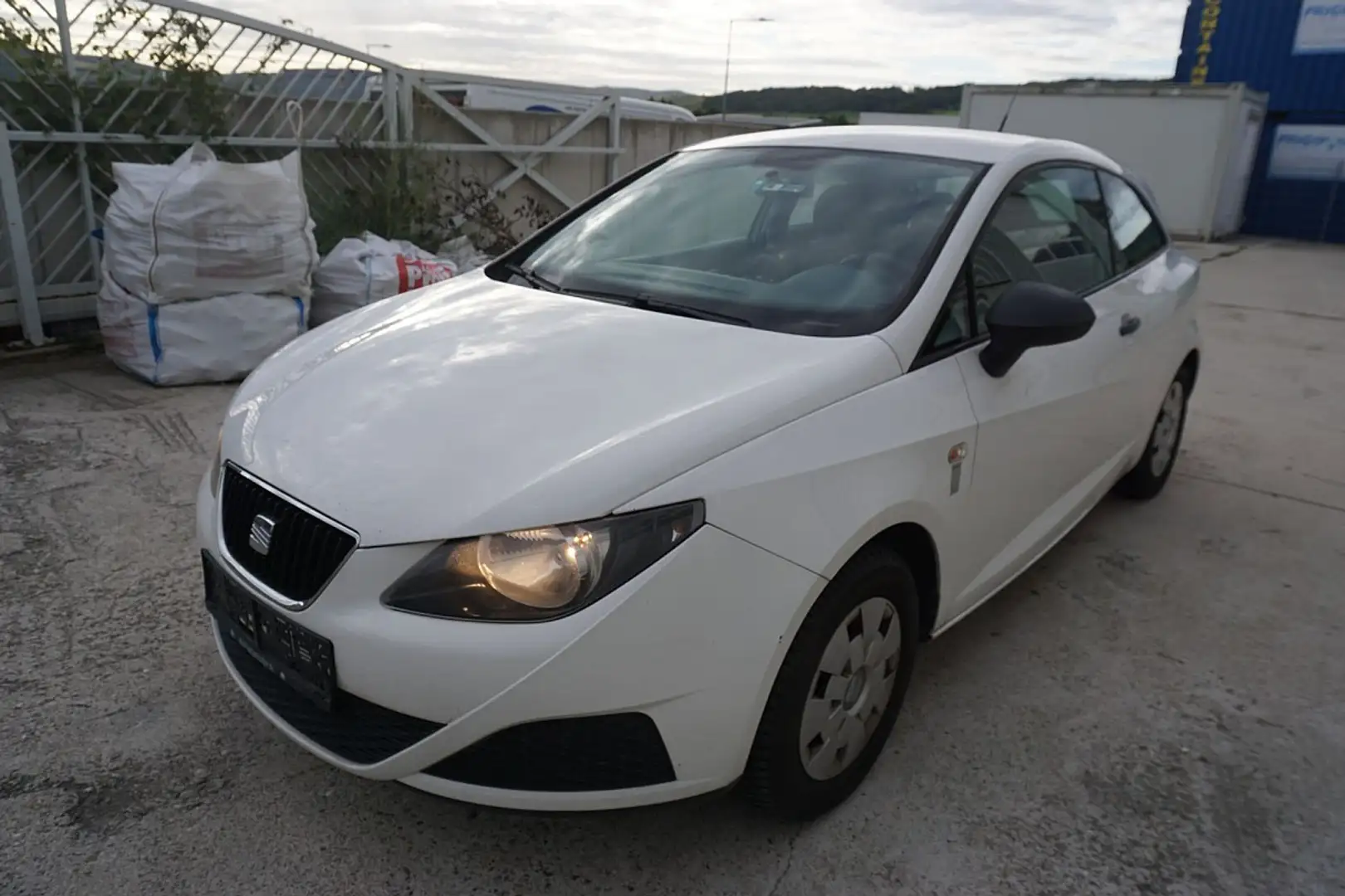 SEAT Ibiza SportCoupé Chili 1,2 Weiß - 2