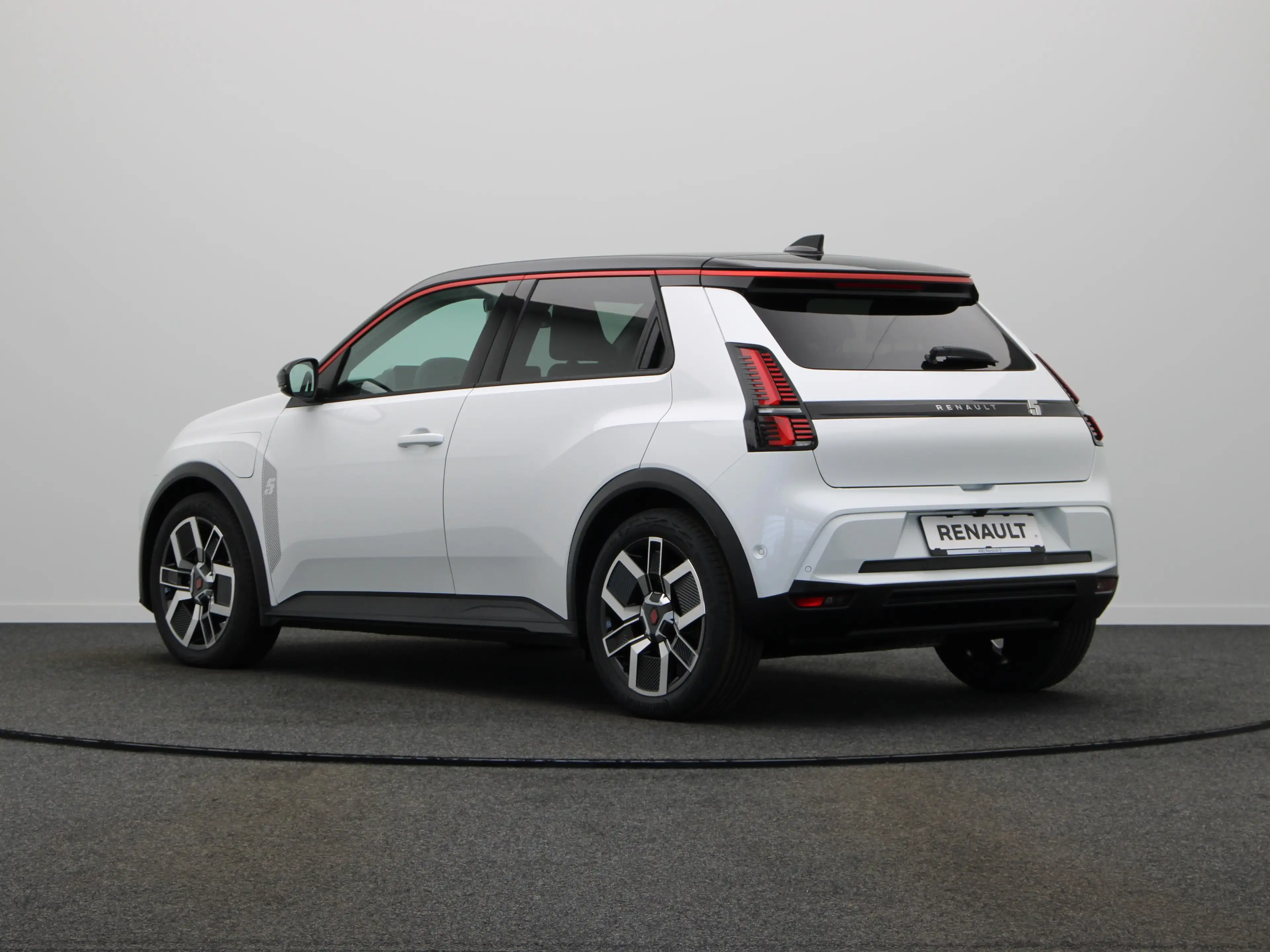 Renault R 5 Techno Comfort range | Achteruitrijcamera | ISOFIX — photo 2