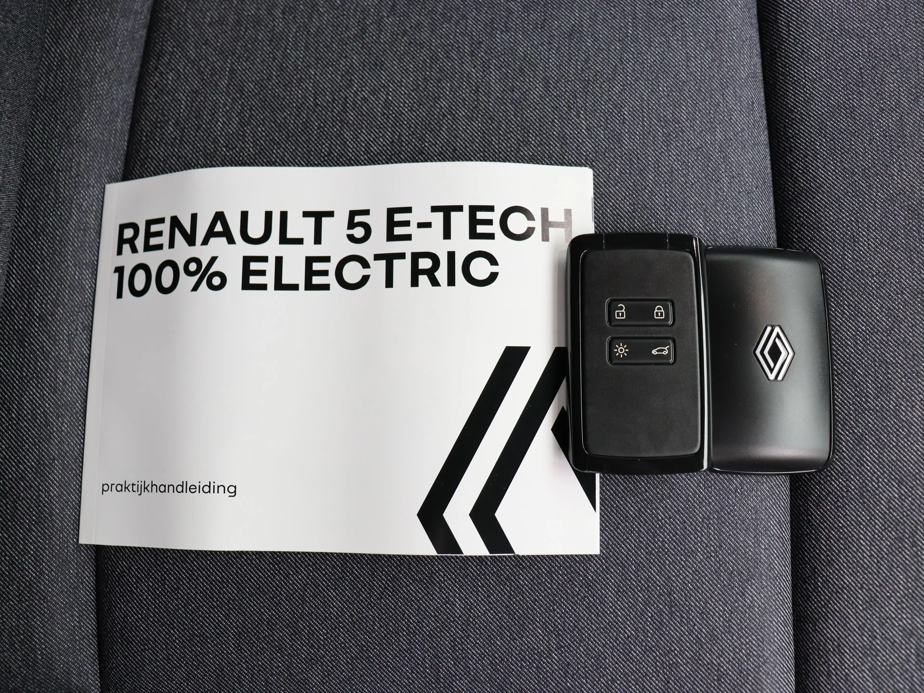 Renault R 5 Techno Comfort range | Achteruitrijcamera | ISOFIX — photo 5