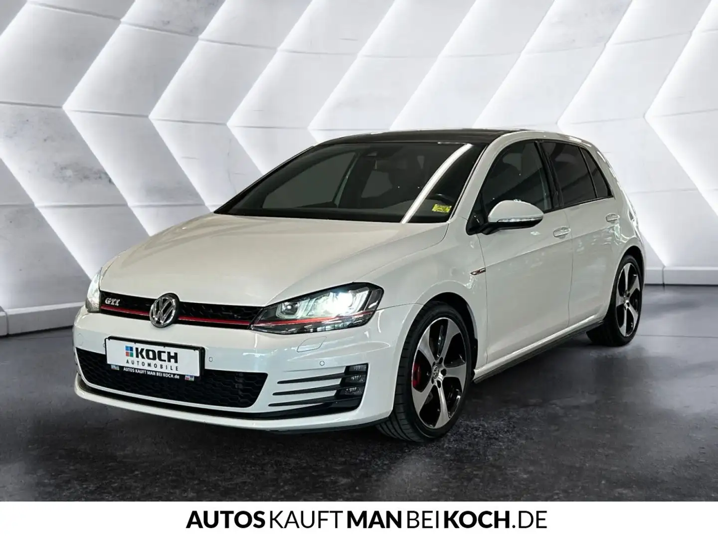 Volkswagen Golf GTI 2.0 TSI DSG GTI BiXenon PDC v+h Top Paket Pano Bílá - 2