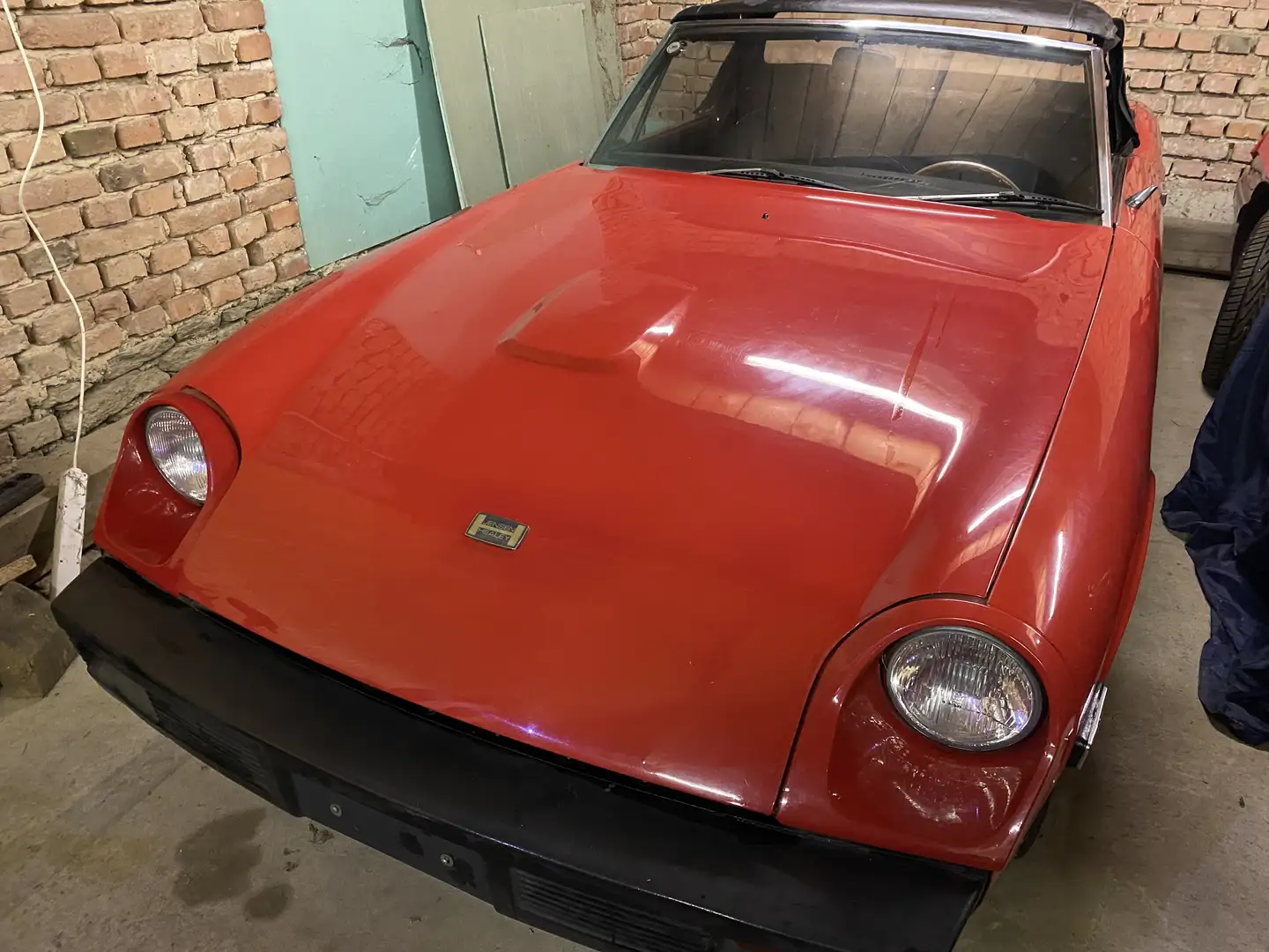 Jensen Healey Mk.2 - 1