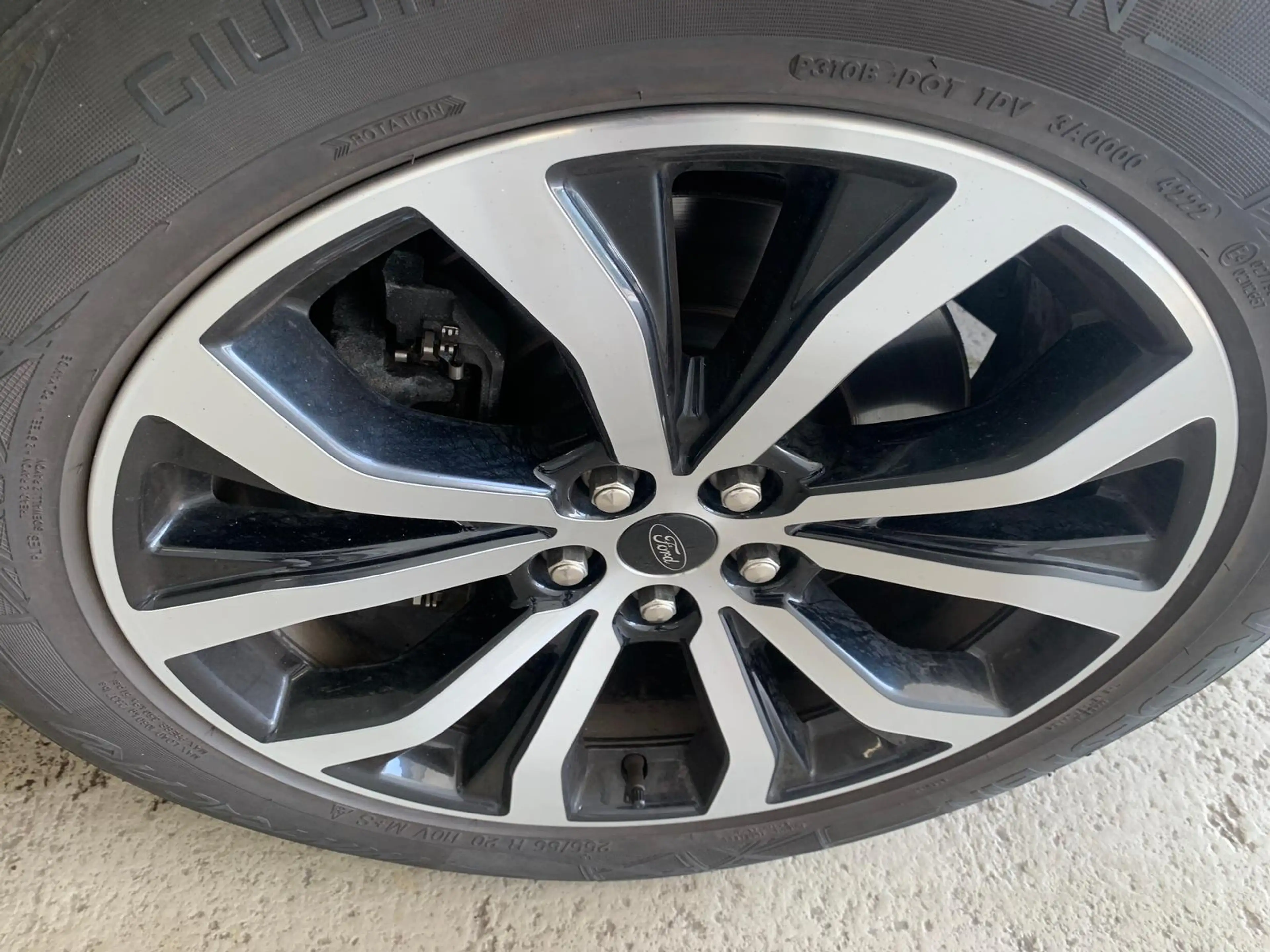 Ford Explorer Eco Boost ST-Line 4x4|7-S|ACC|Pano|360° — photo 3