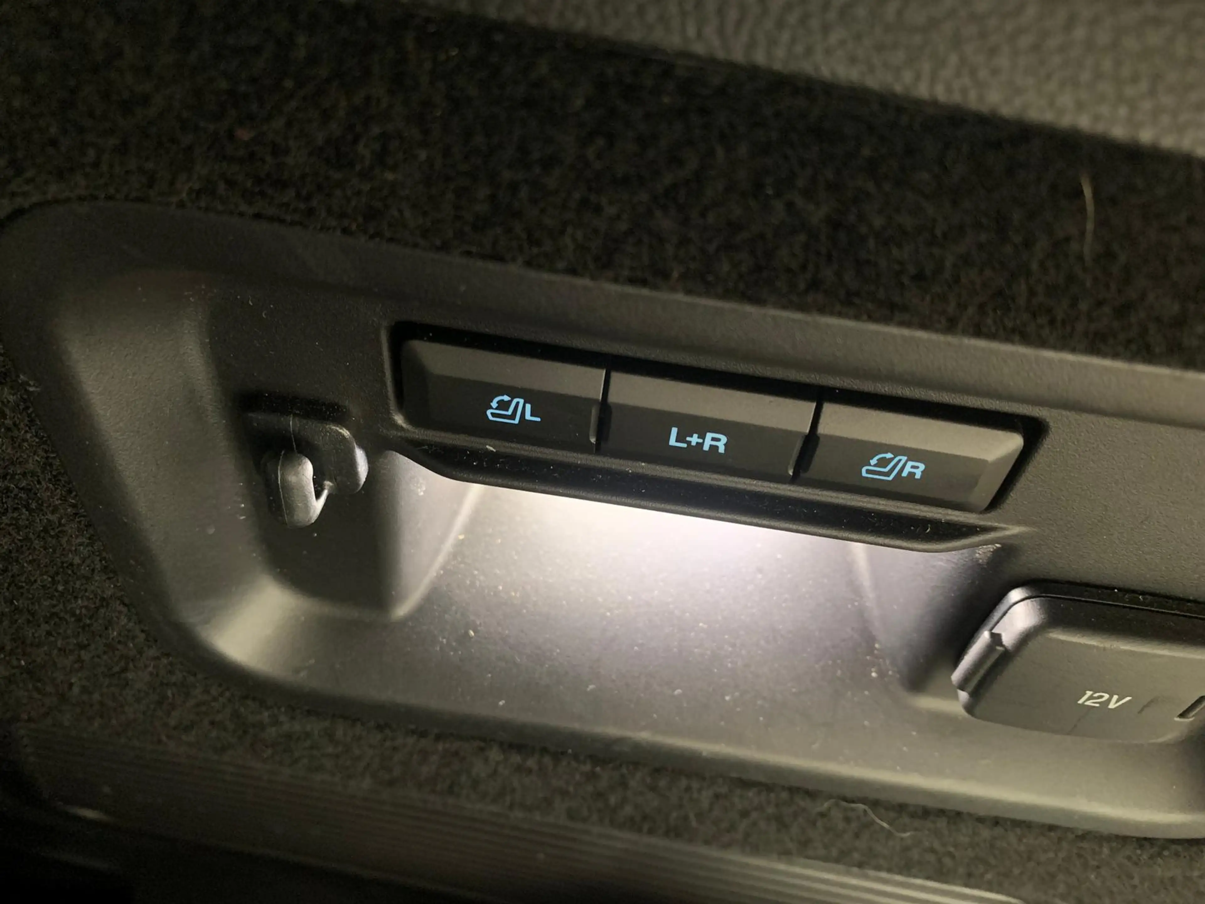 Ford Explorer Eco Boost ST-Line 4x4|7-S|ACC|Pano|360° — photo 8