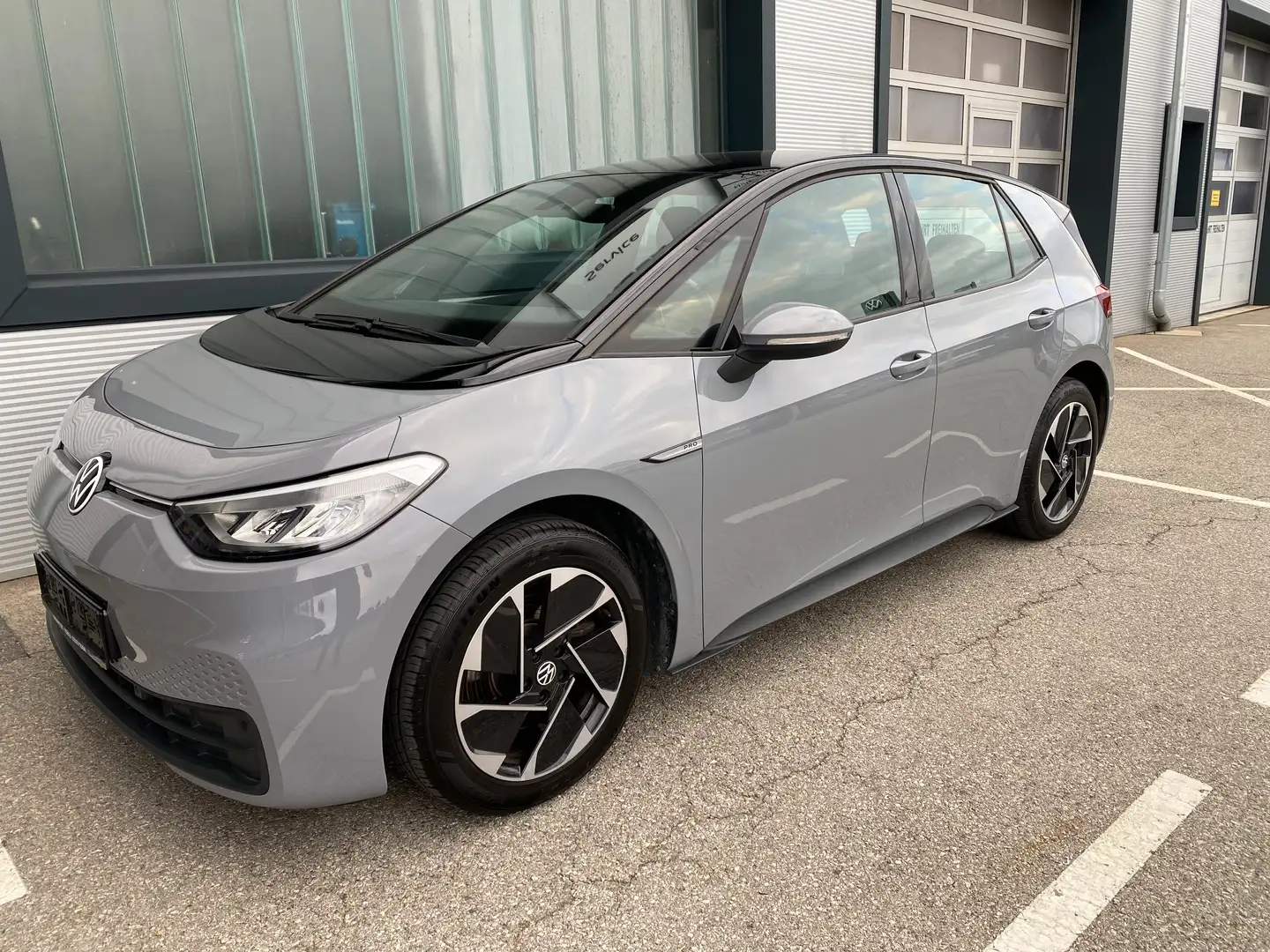 Volkswagen ID.3 Pro Performance 150KW 62kWh brutto/58 kWh netto - 1