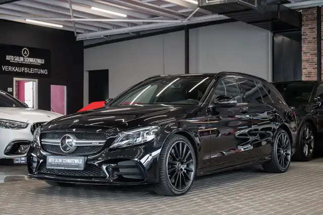 Mercedes-Benz C-Class view 2