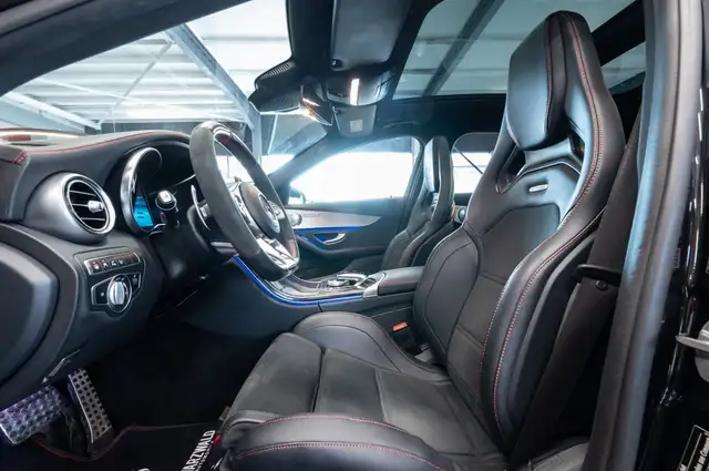 Mercedes-Benz C-Class view 13