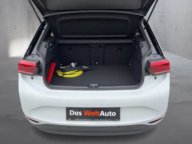 Volkswagen Id.3 view 13
