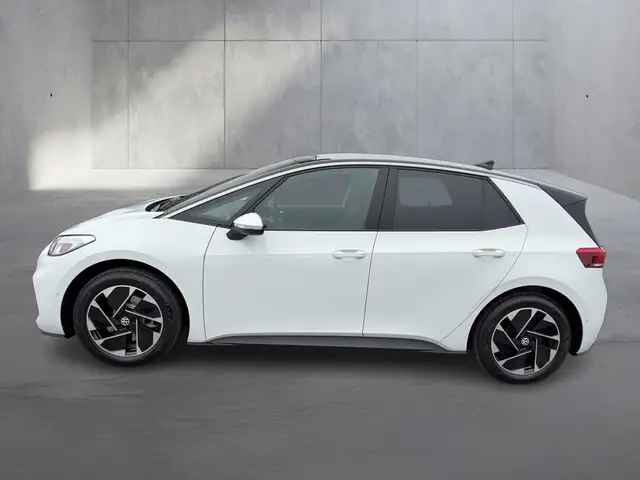 Volkswagen Id.3 view 2