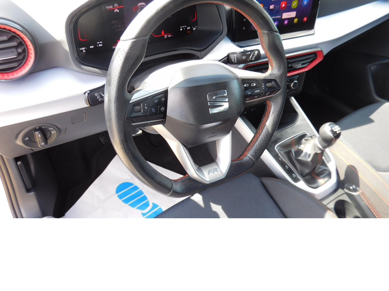 SEAT Arona 1.0 FR-Line TSI BMT Navi Klima Alu — photo 9