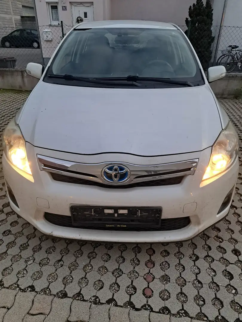 Toyota Auris 1,8 VVT-i Hybrid Premium - 1