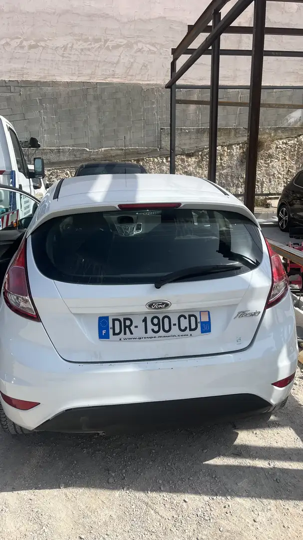 Ford Fiesta 1.5 TDCi 75 FAP White - 2