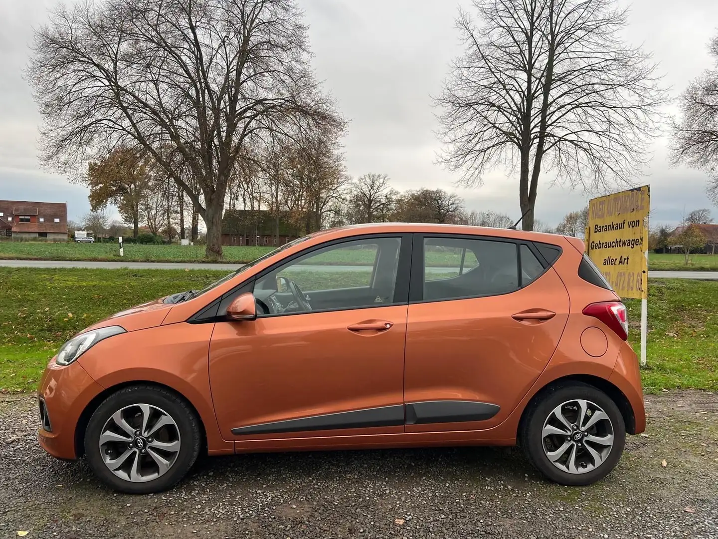 Hyundai i10 Style*SD*Klima*StzH*50Tkm*1Hd* Orange - 2