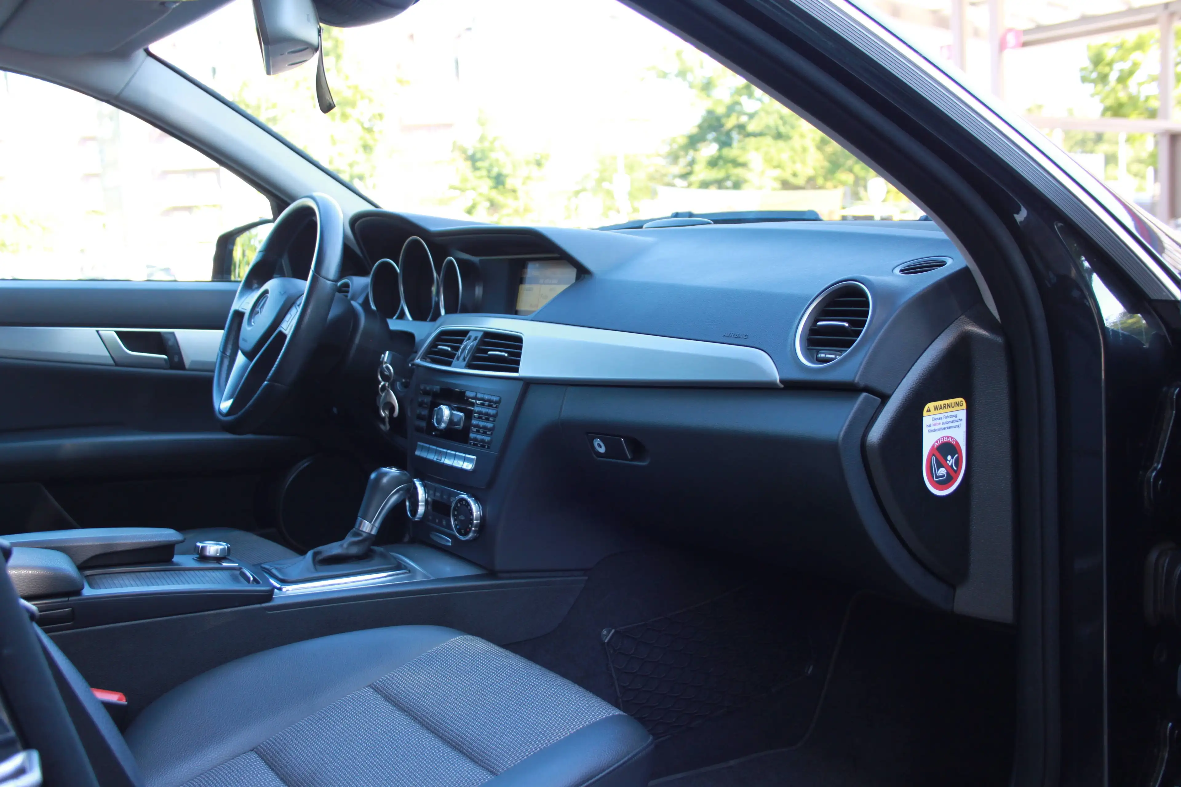Mercedes-Benz C 200 C-Klasse T-Modell T (BlueEFFICIENCY) 7G-TRONIC Avantgarde — photo 10